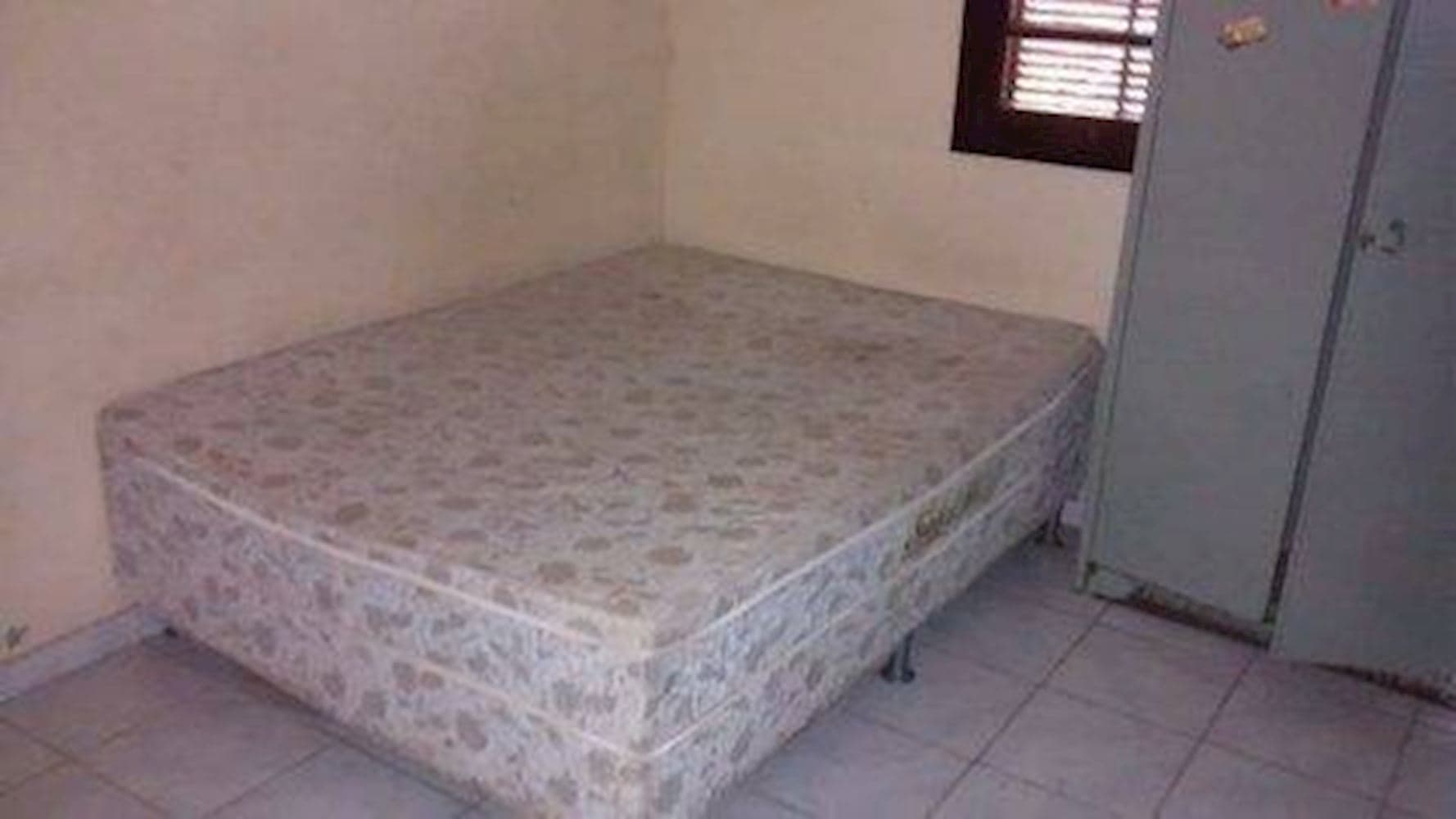 Foto 10 de 11: Casa em leilão em São Gonçalo - RJ, bairro Santa Isabel — Casa em Condomínio na Santa Isabel - São Gonçalo/RJ