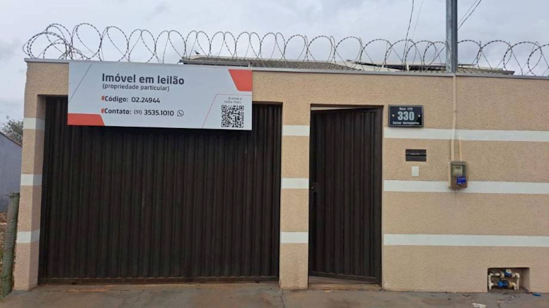 Foto 1 de 14: Casa em leilão em Catalão - GO, bairro Setor Aeroporto — Casa no Setor Aeroporto - Catalão/GO