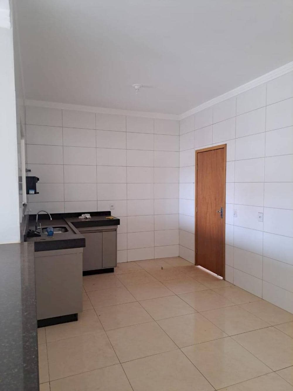 Foto 6 de 14: Casa em leilão em Catalão - GO, bairro Setor Aeroporto — Casa no Setor Aeroporto - Catalão/GO