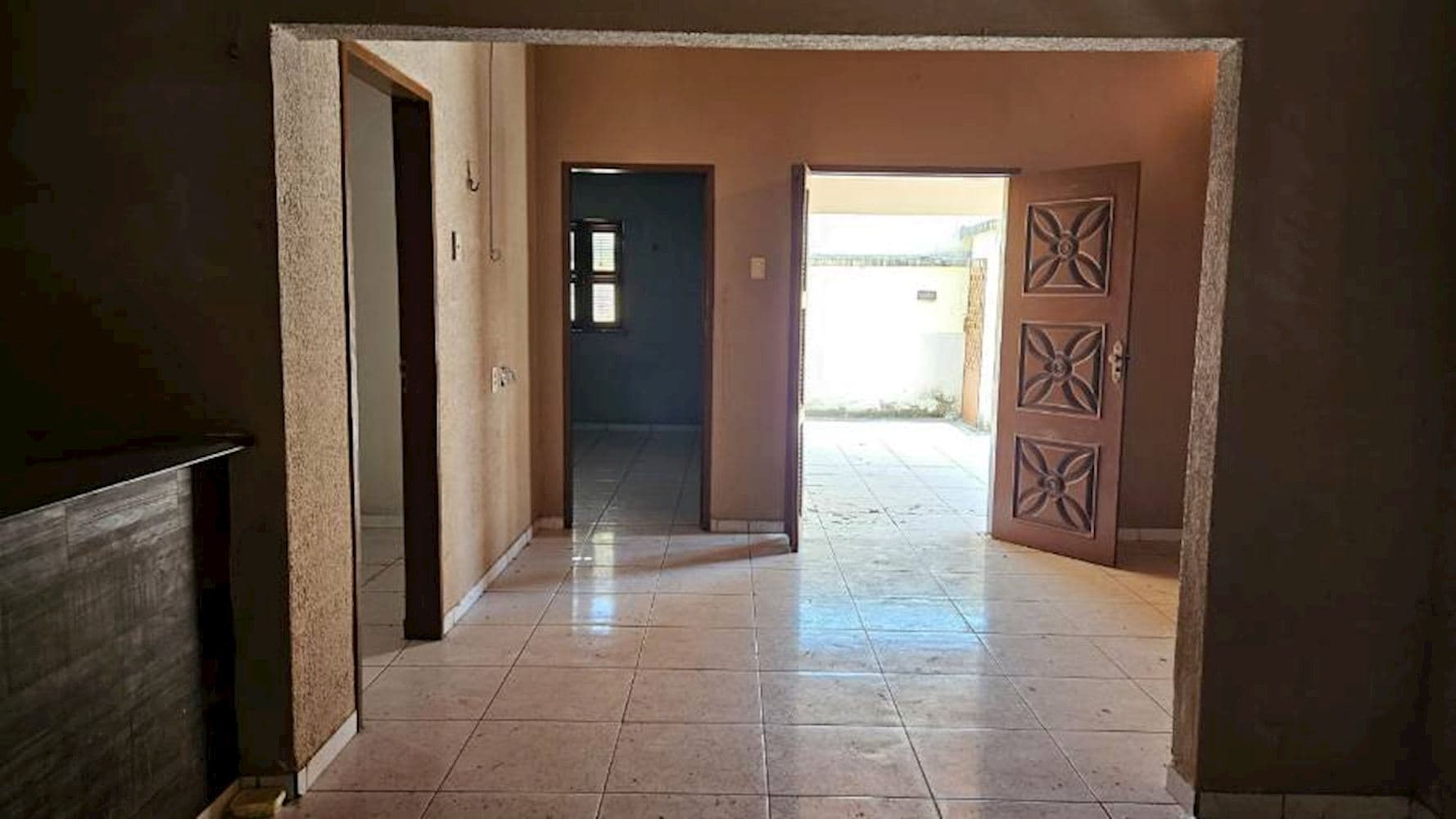 Foto 4 de 12: Casa em leilão em Fortaleza - CE, bairro Guajeru — Casa no Guajeru em Fortaleza/CE