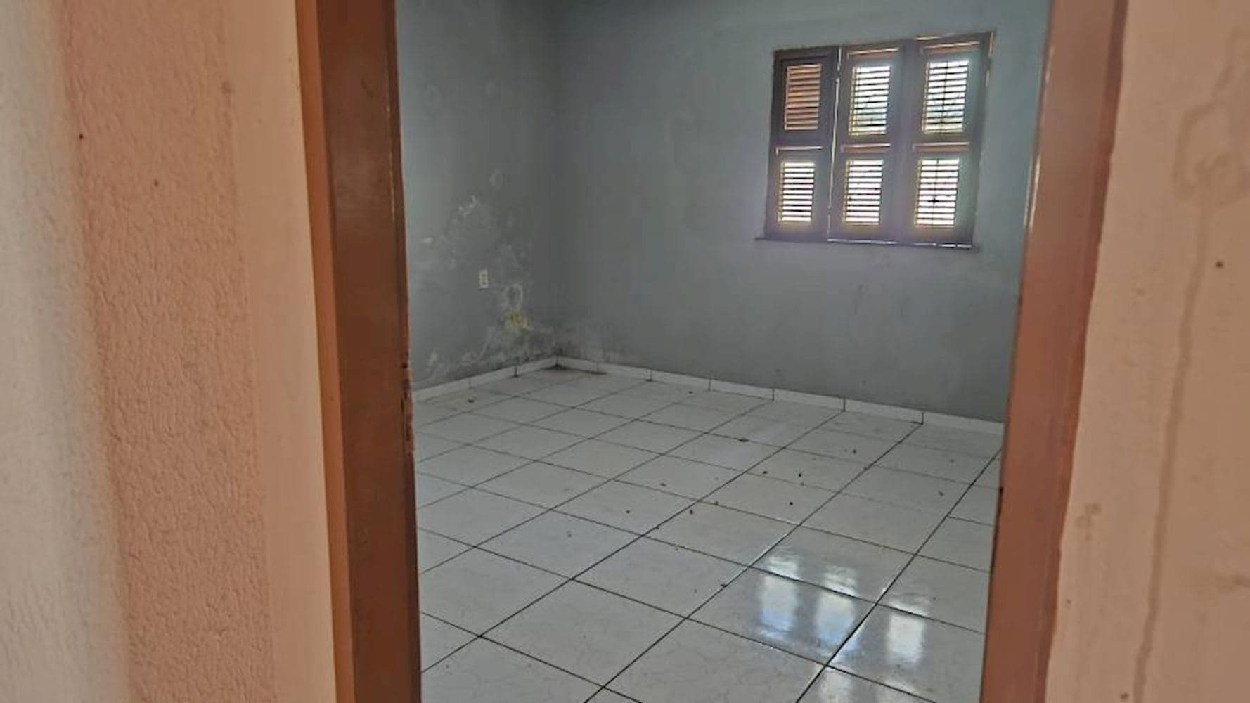 Foto 8 de 12: Casa em leilão em Fortaleza - CE, bairro Guajeru — Casa no Guajeru em Fortaleza/CE