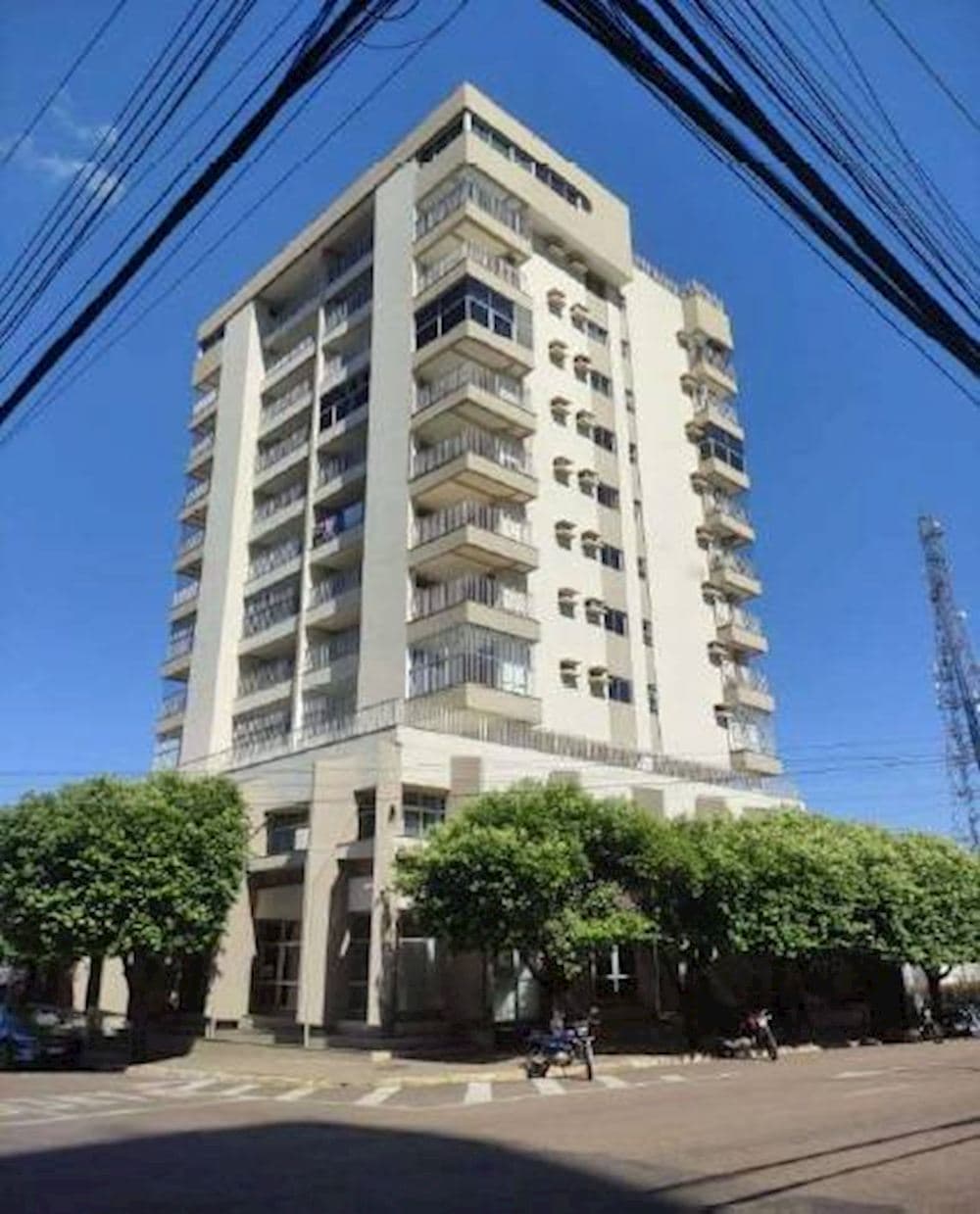 Foto 1 de 3: Apartamento em leilão em Rondonópolis - MT, bairro Centro — Apartamento, Padrão, 1 vaga(s) de garagem