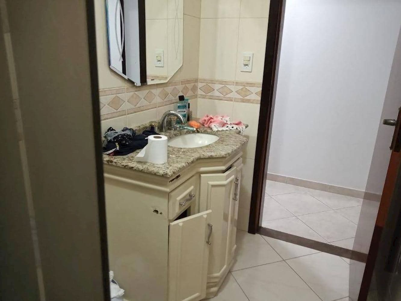 Foto 14 de 14: Casa em leilão em Paranaguá - PR, bairro Parque São João — Casa no Parque São João em Paranaguá/PR