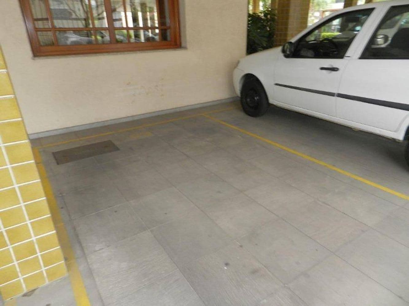 Foto 15 de 15: Apartamento em leilão em Porto Alegre - RS, bairro São Geraldo — Apartamento em São Geraldo - Porto Alegre/RS