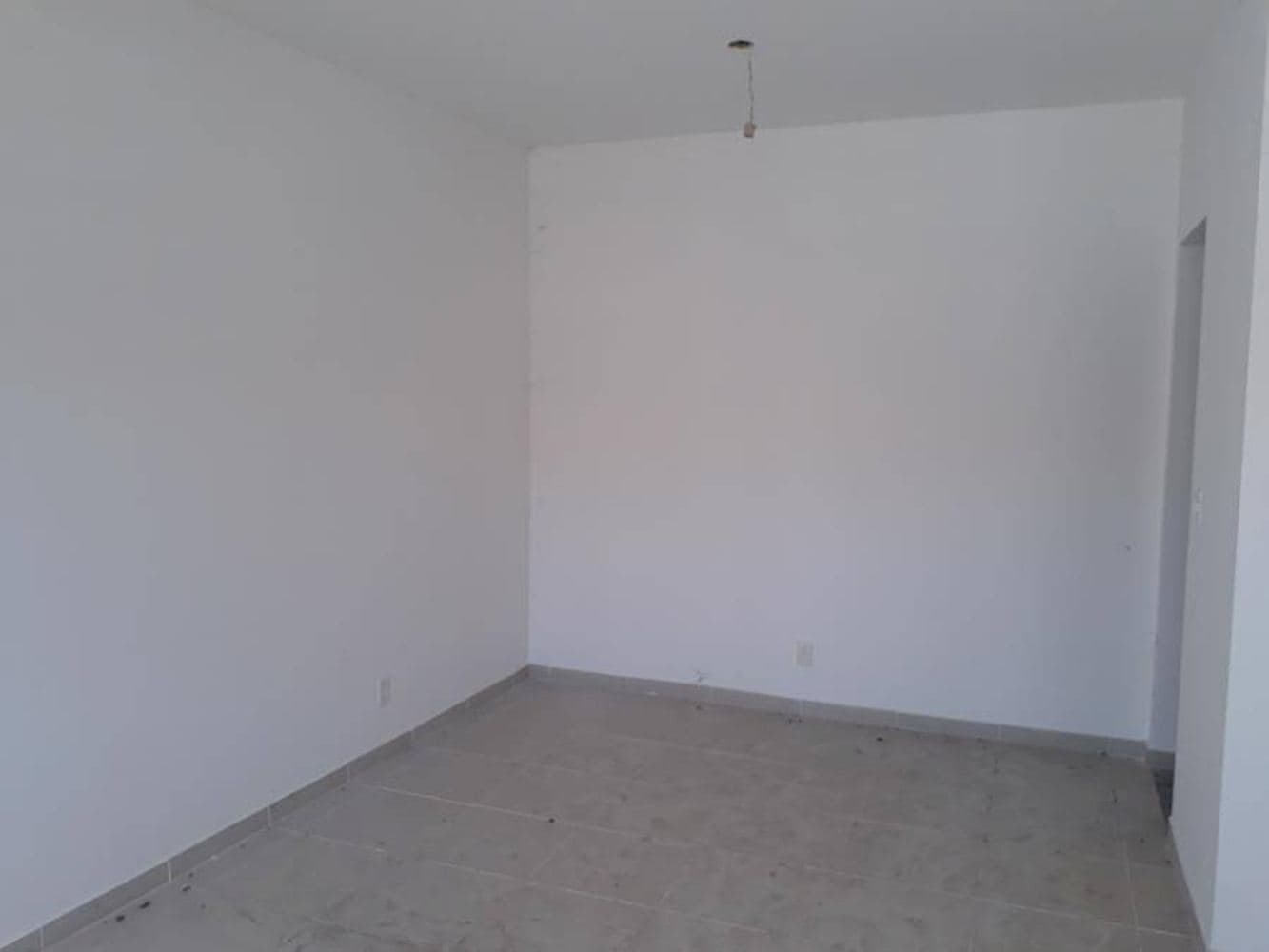Foto 9 de 11: Casa em leilão em Queimados - RJ, bairro Centro — Casa no Centro de Queimados/RJ