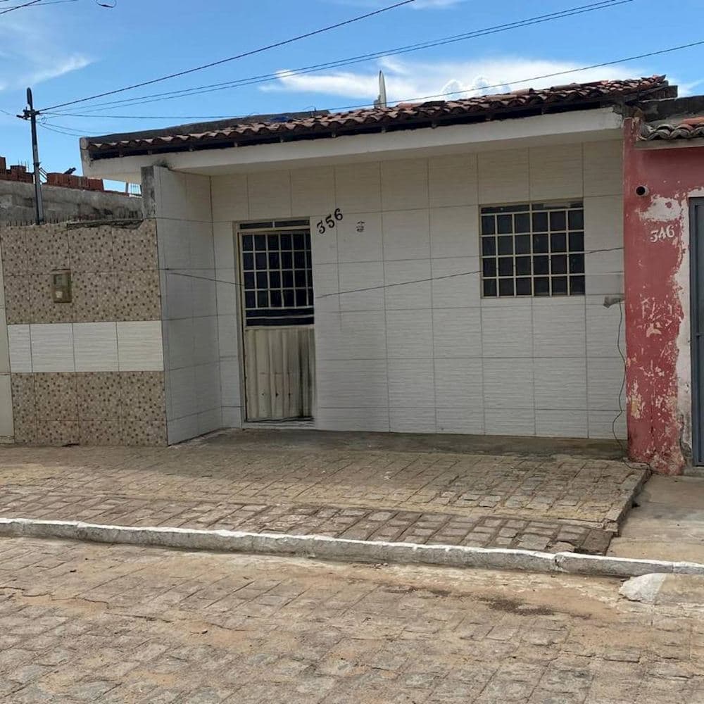Foto 1 de 3: Casa em leilão em Serra Talhada - PE, bairro Tancredo Neves — Casa em Tancredo Neves - Serra Talhada/PE