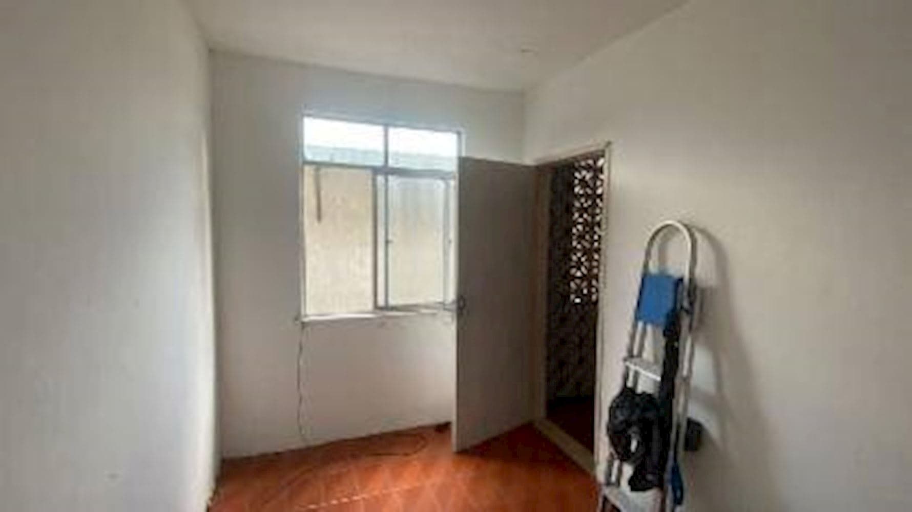 Foto 3 de 11: Apartamento em leilão em Salvador - BA, bairro Plataforma — Apartamento em Plataforma - Salvador/BA