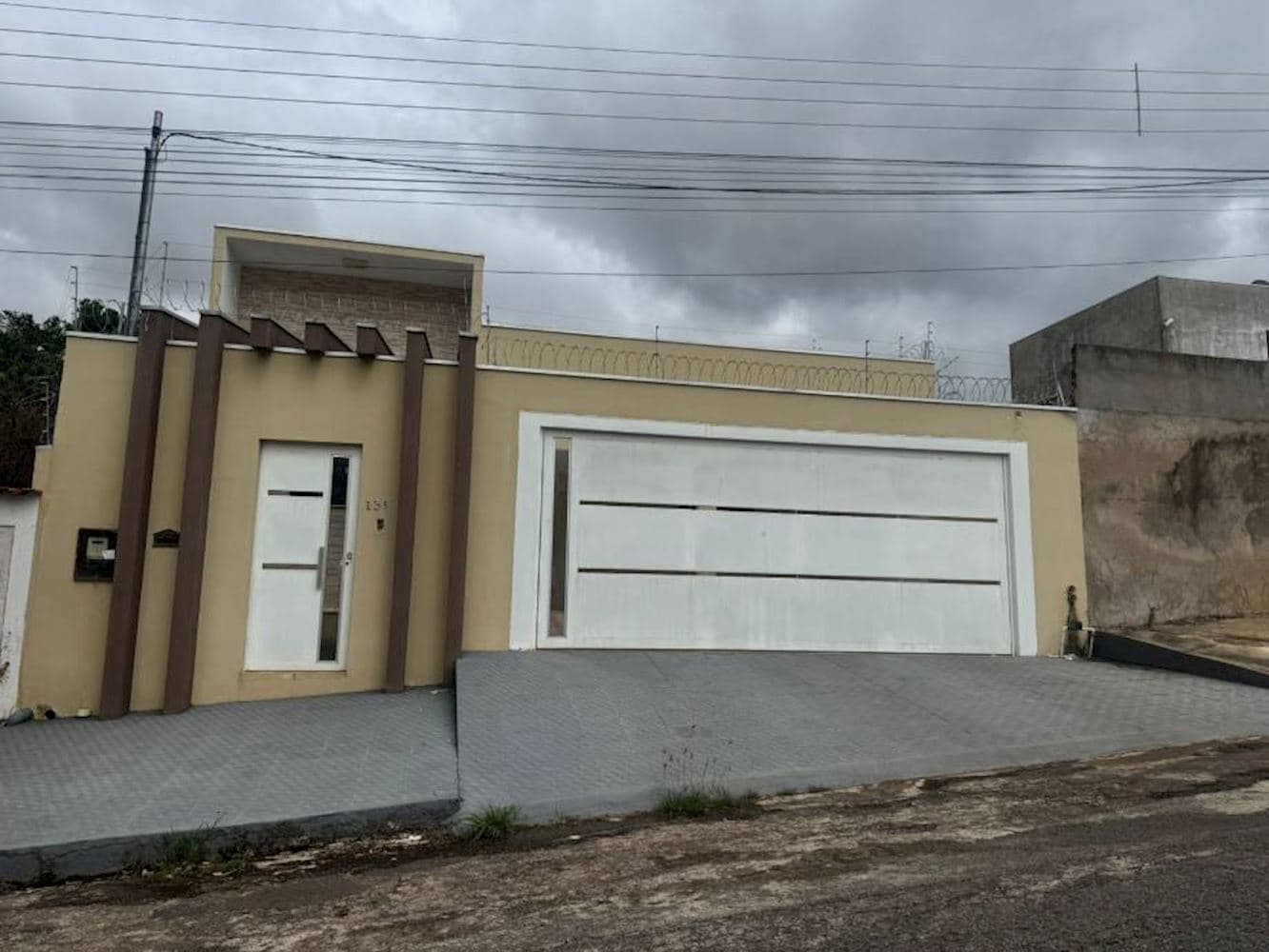 Foto 2 de 29: Casa em leilão em Barra Do Garças - MT, bairro Jardim São João — Casa no Jardim São João em Barra Do Garças/MT