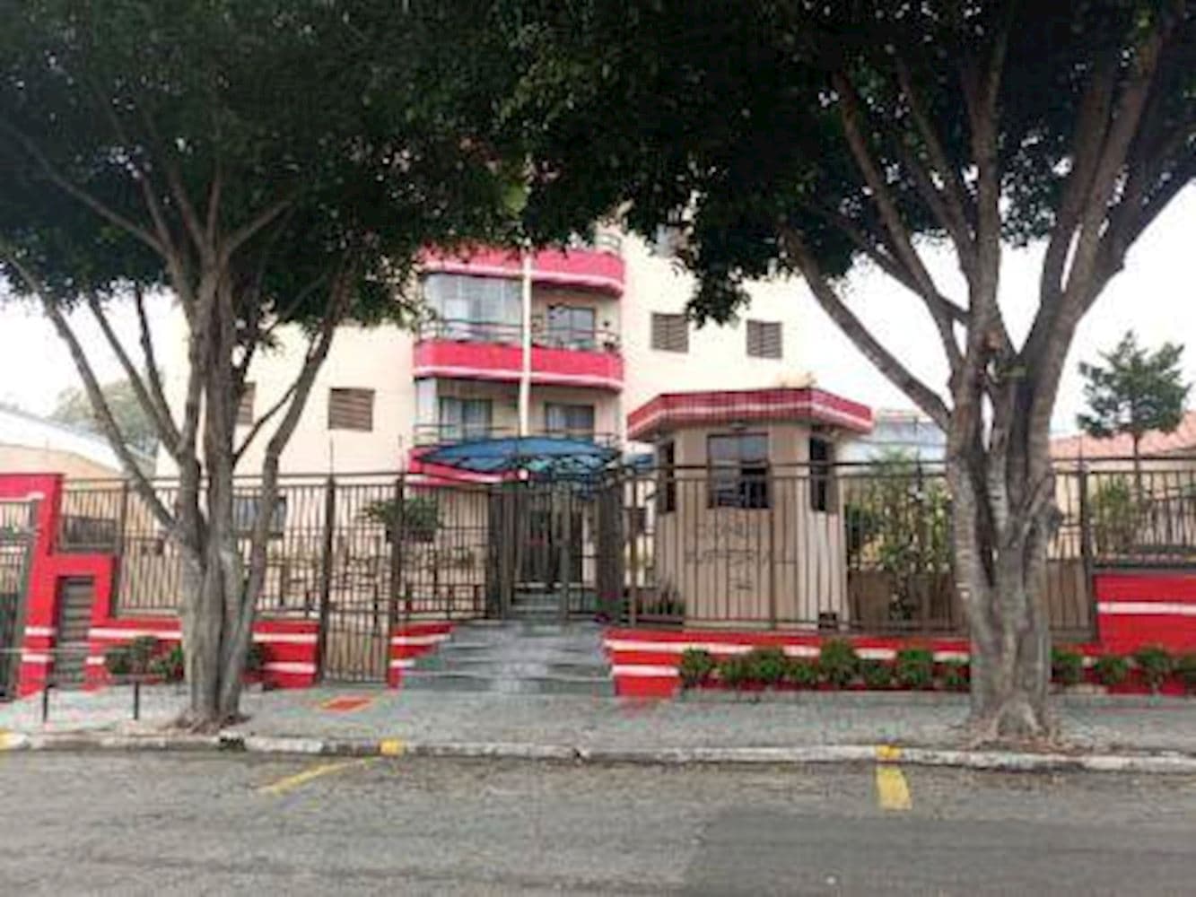 Foto 2 de 4: Apartamento em leilão em São Paulo - SP, bairro Vila Nova Savoia — Apartamento no "Cond. Ed. Imperial" - Vila Nova Savoia - São Paulo/SP