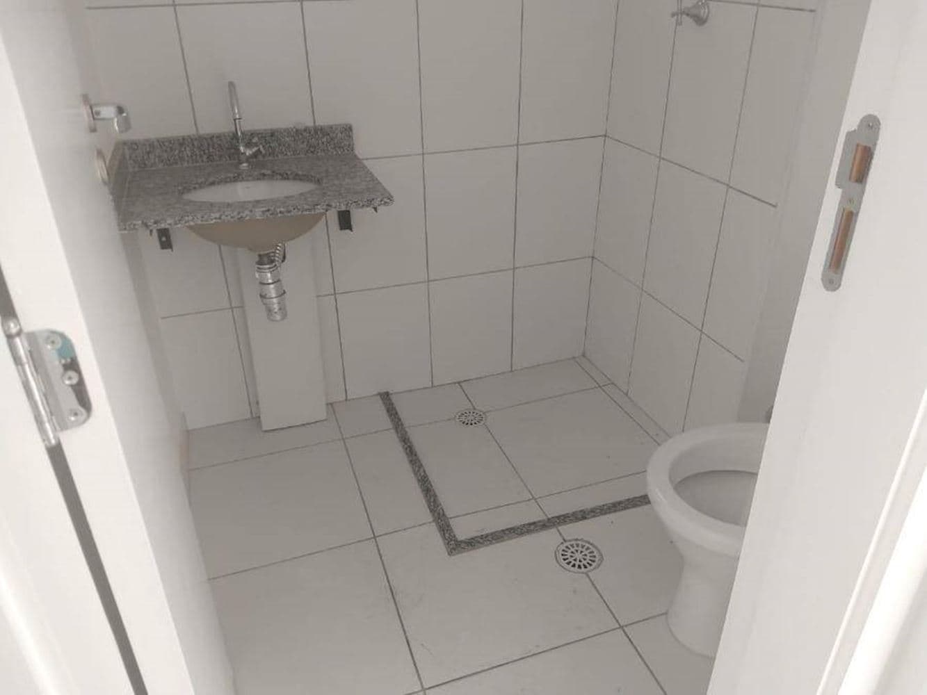 Foto 10 de 15: Apartamento em leilão em Teresina - PI, bairro Santa Isabel — Apartamento no "Condomínio Smile Club Morada Do Sol" - Santa Isabel - Teresina/PI