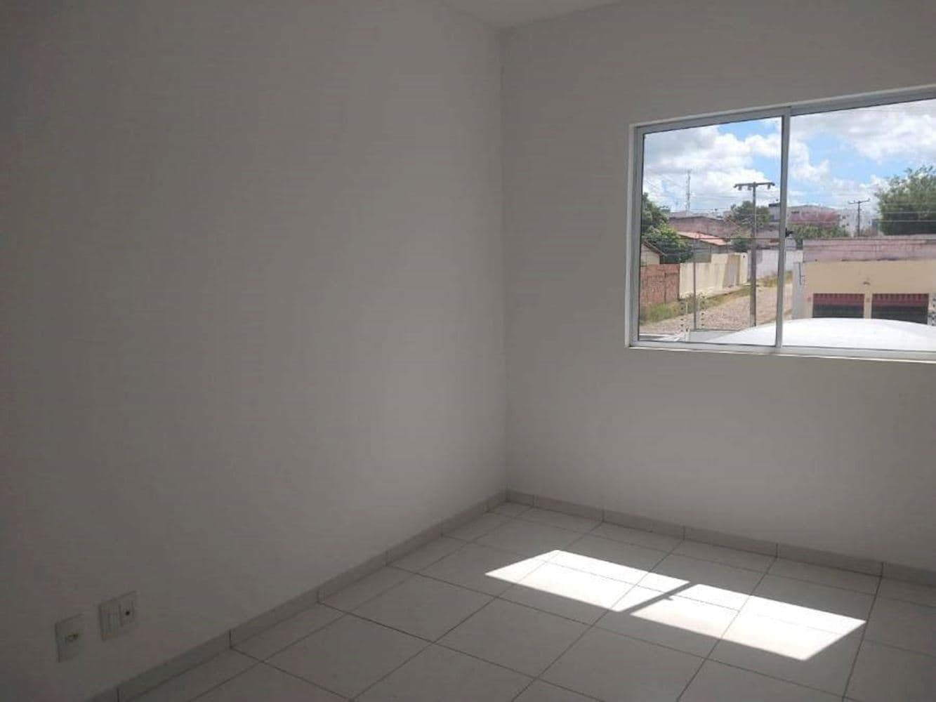 Foto 12 de 15: Apartamento em leilão em Teresina - PI, bairro Santa Isabel — Apartamento no "Condomínio Smile Club Morada Do Sol" - Santa Isabel - Teresina/PI