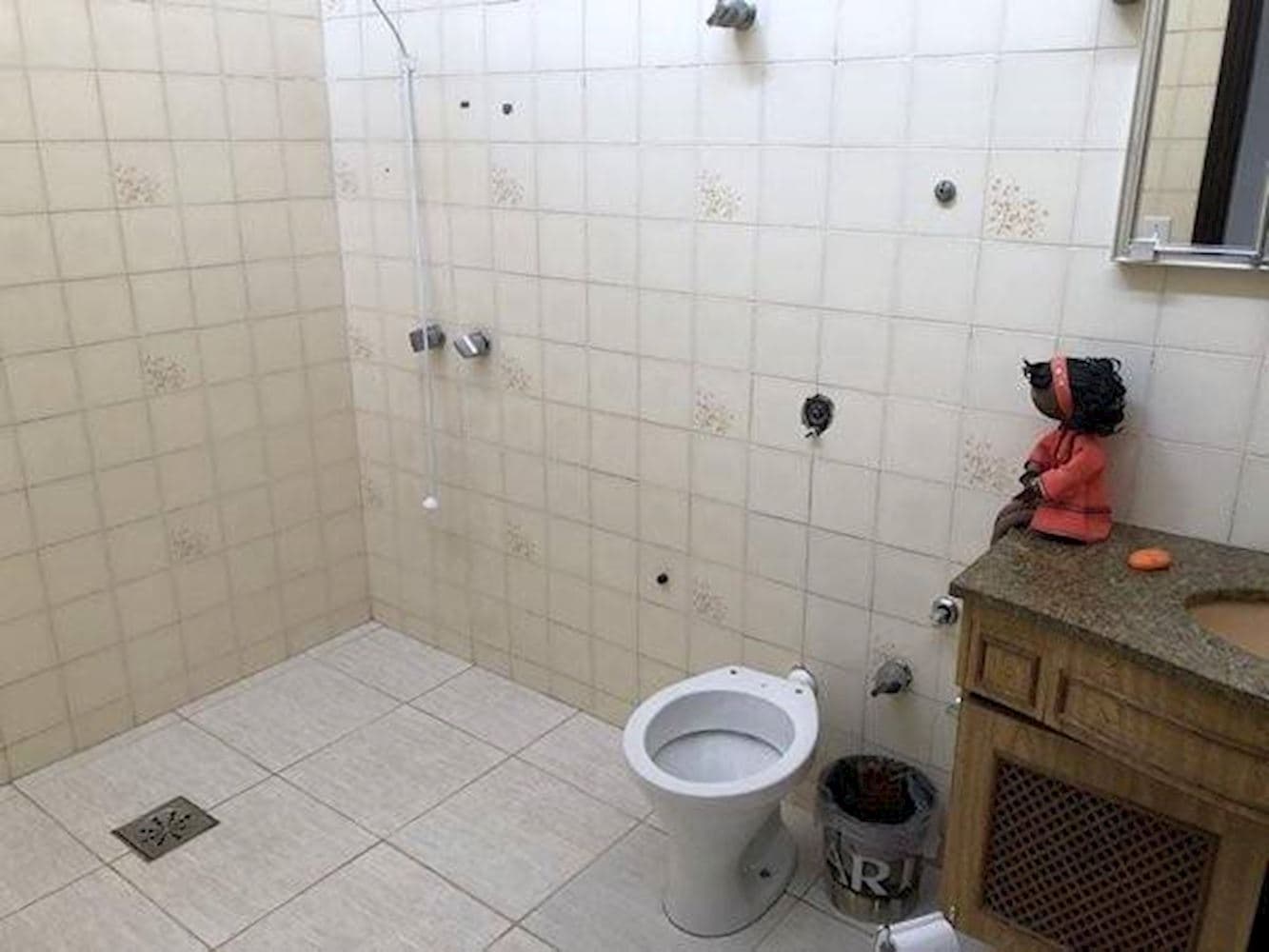 Foto 20 de 36: Casa em leilão em Jundiaí - SP, bairro Vila Maria Genoveva — Casa na Vila Maria Genoveva - Jundiaí/SP