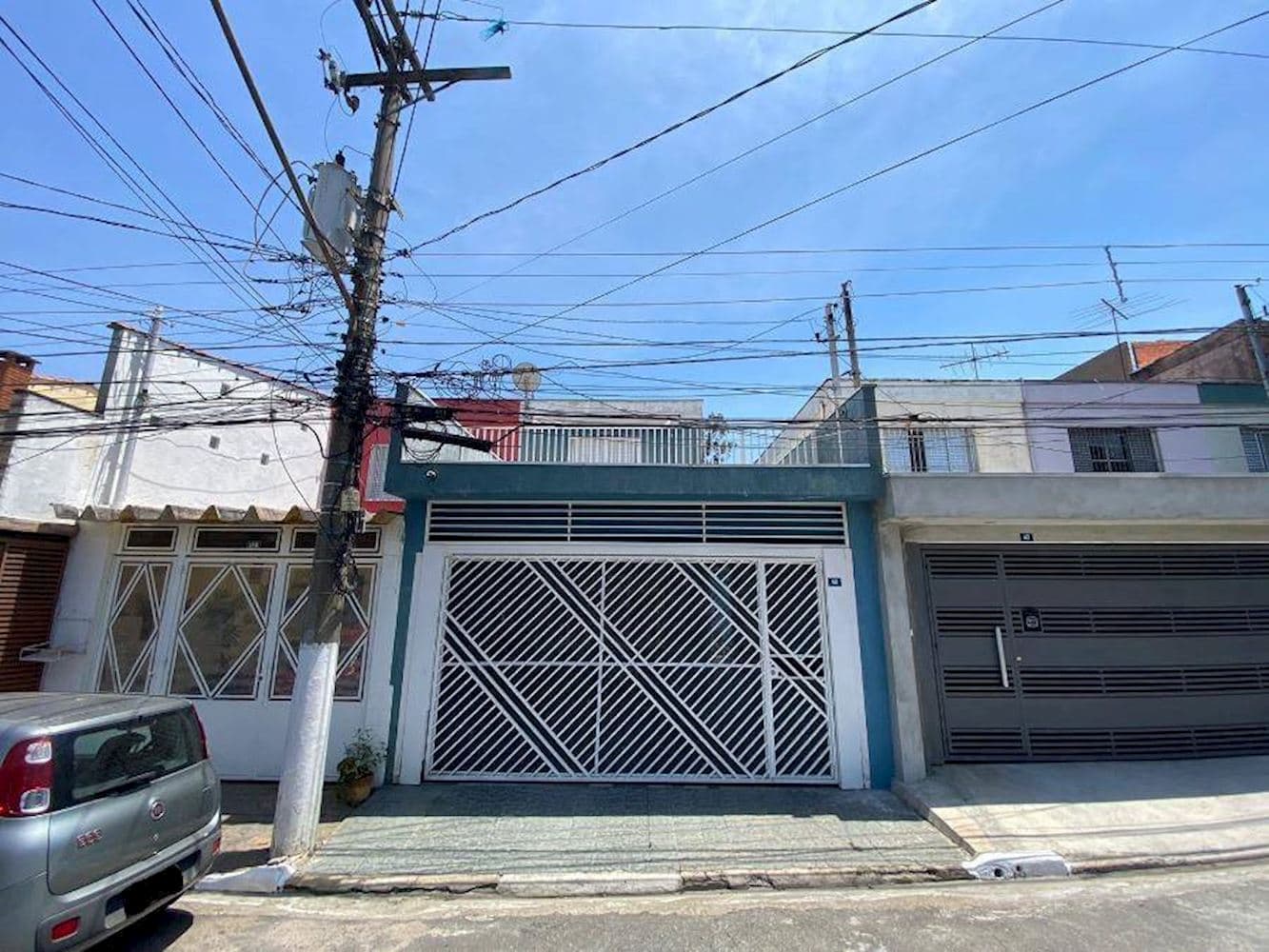Foto 1 de 20: Casa em leilão em Guarulhos - SP, bairro Jardim Leila — Casa no Jardim Leila - Guarulhos/SP