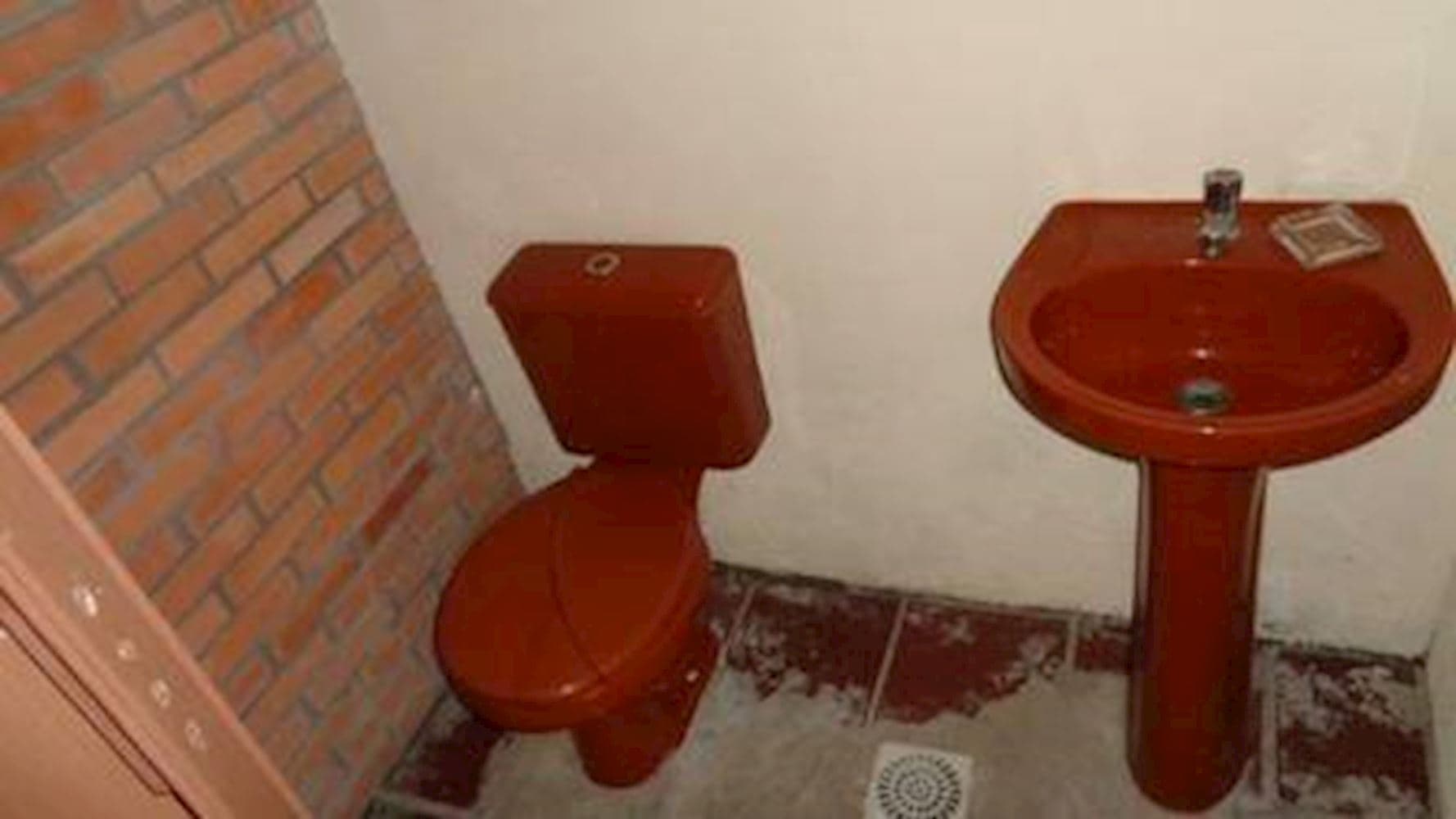 Foto 17 de 18: Casa em leilão em Canoas - RS, bairro Rio Branco — Casa em Rio Branco - Canoas/RS