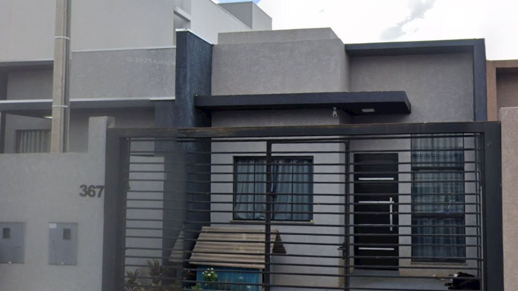 Foto 3 de 5: Casa em leilão em Cascavel - PR, bairro Floresta — Casa no "Condomínio Grey Goose IV"  - Floresta - Cascavel/PR