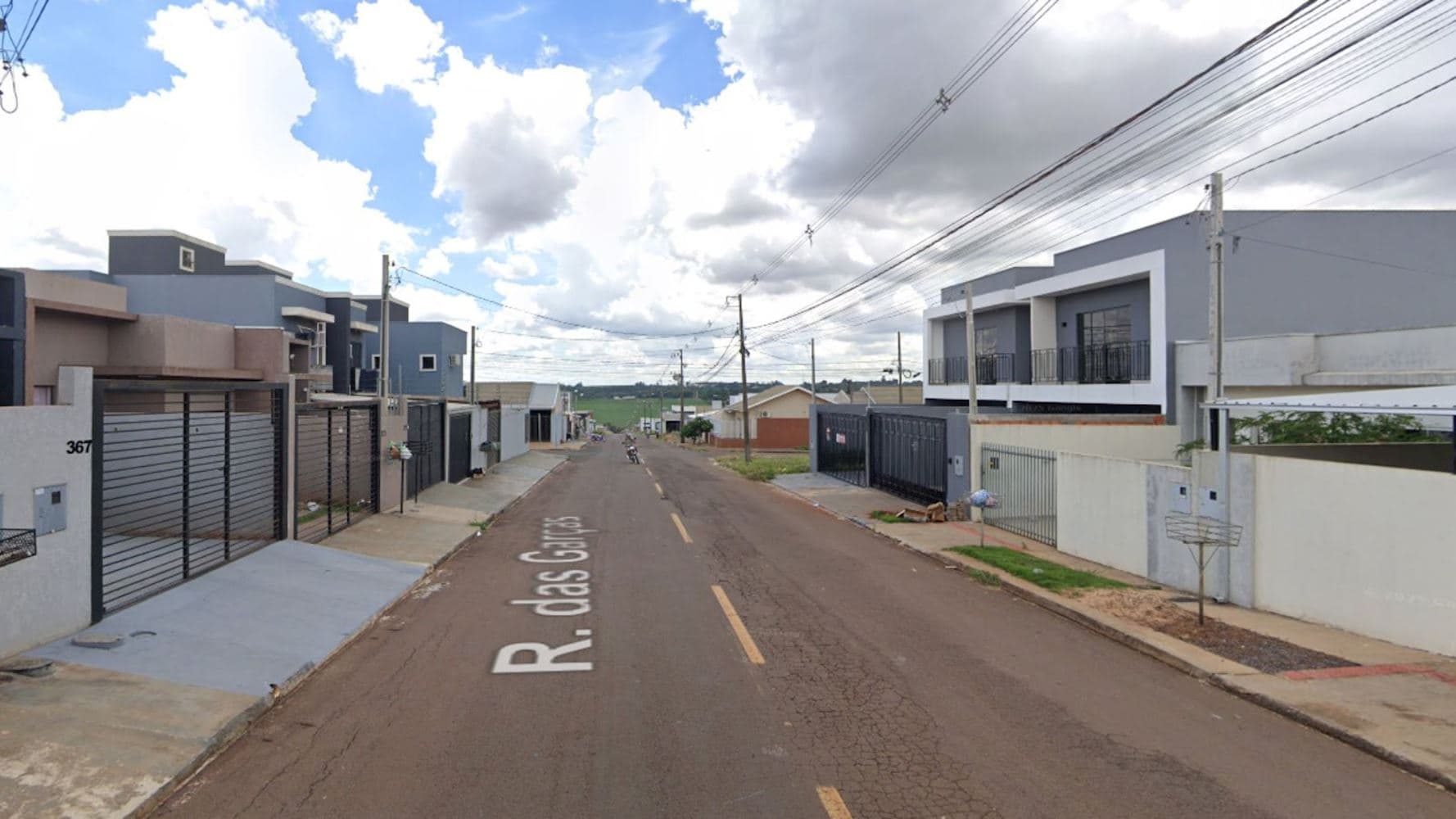 Foto 4 de 5: Casa em leilão em Cascavel - PR, bairro Floresta — Casa no "Condomínio Grey Goose IV"  - Floresta - Cascavel/PR