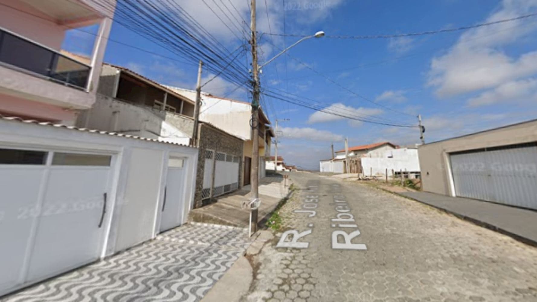Foto 7 de 7: Casa em leilão em Cruzeiro - SP, bairro Vista Alegre — Casa na Vista Alegre em Cruzeiro/SP