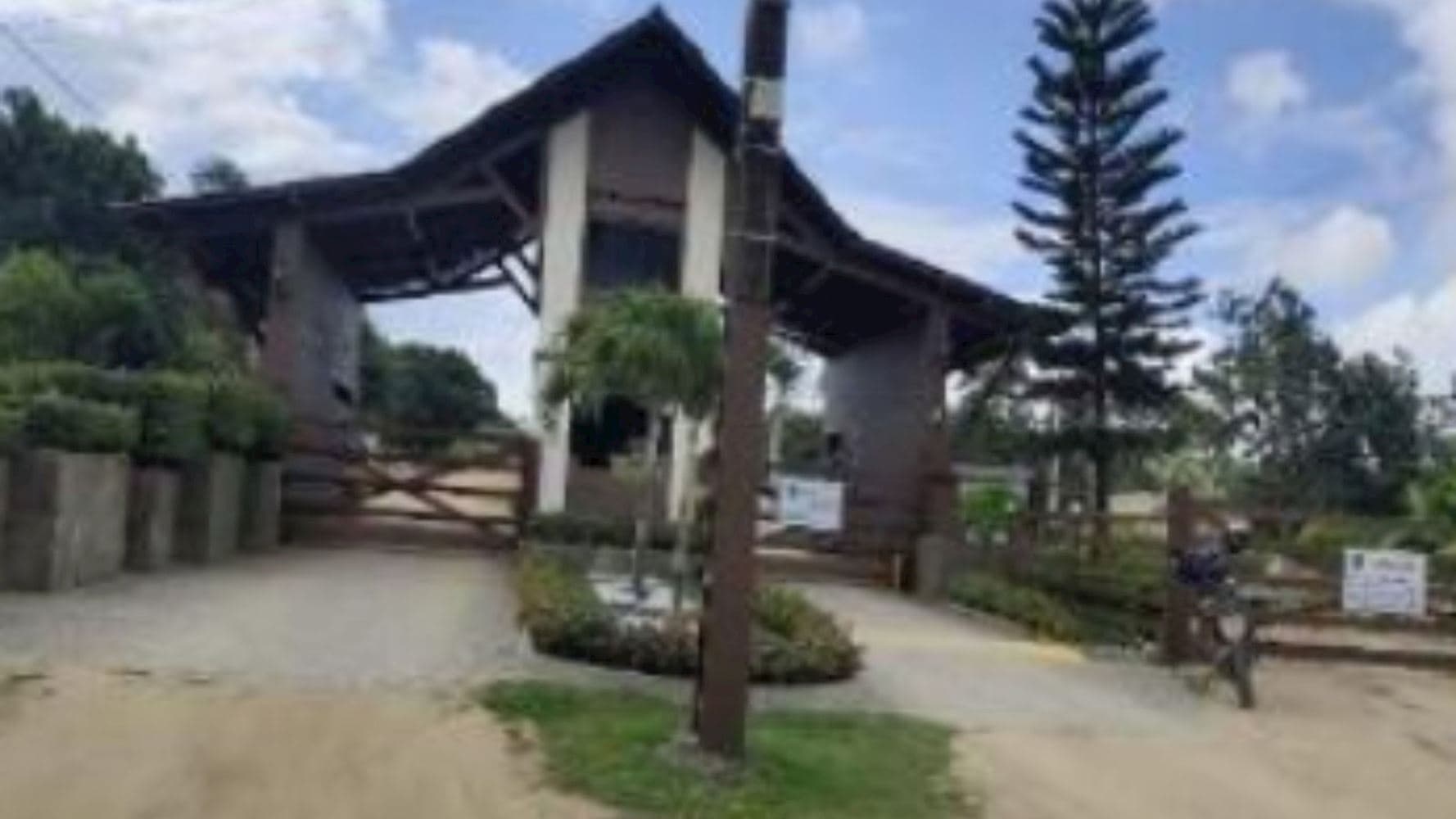 Foto 2 de 5: Casa em leilão em Gravatá - PE, bairro Fazenda Gramado — Casa na Fazenda Gramado - Gravatá/PE