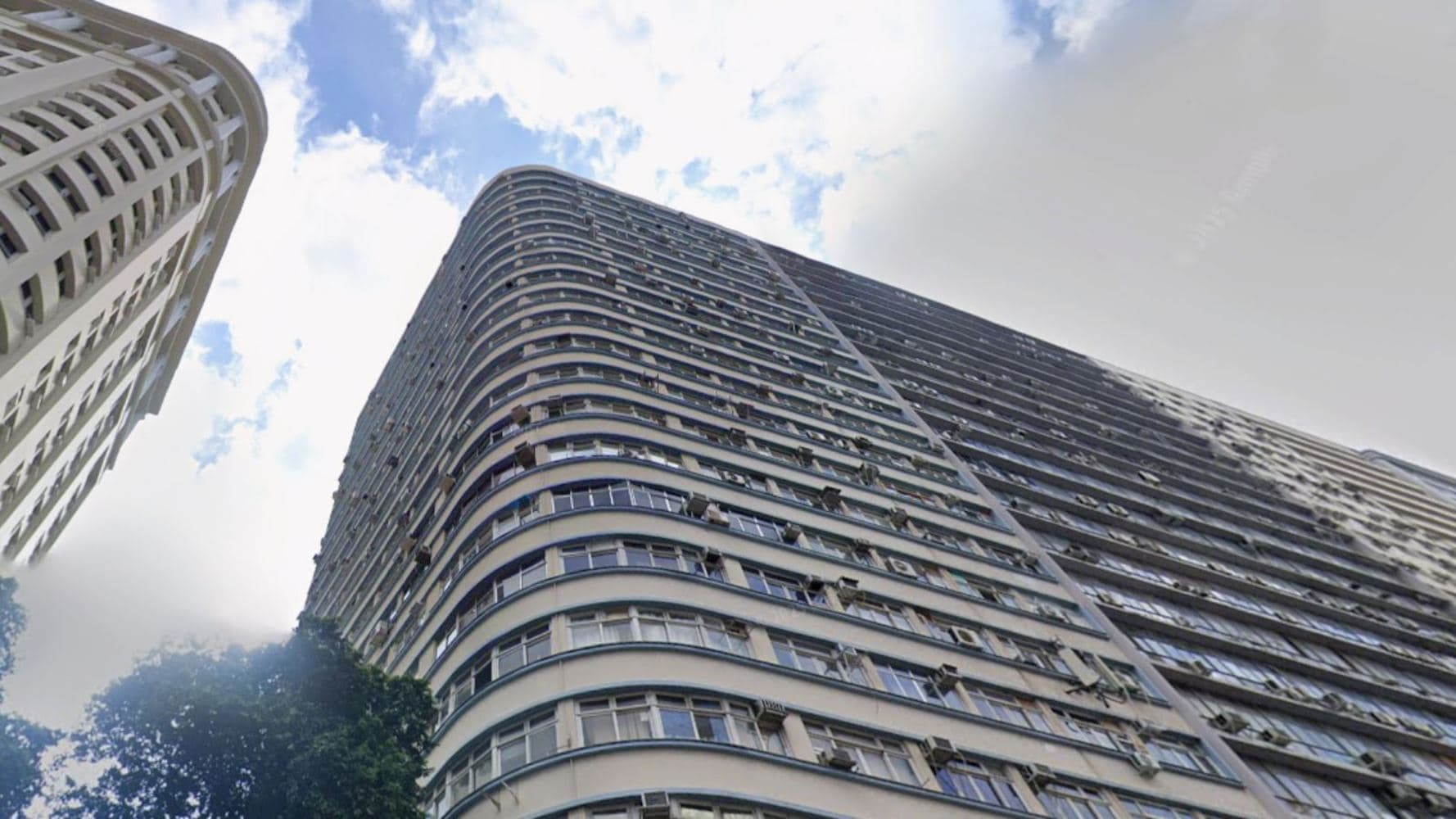 Foto 4 de 6: Comercial em leilão em Rio De Janeiro - RJ, bairro Centro — Sala Comercial no "Condomínio Edifício Lisboa" - Centro - Rio de Janeiro/RJ