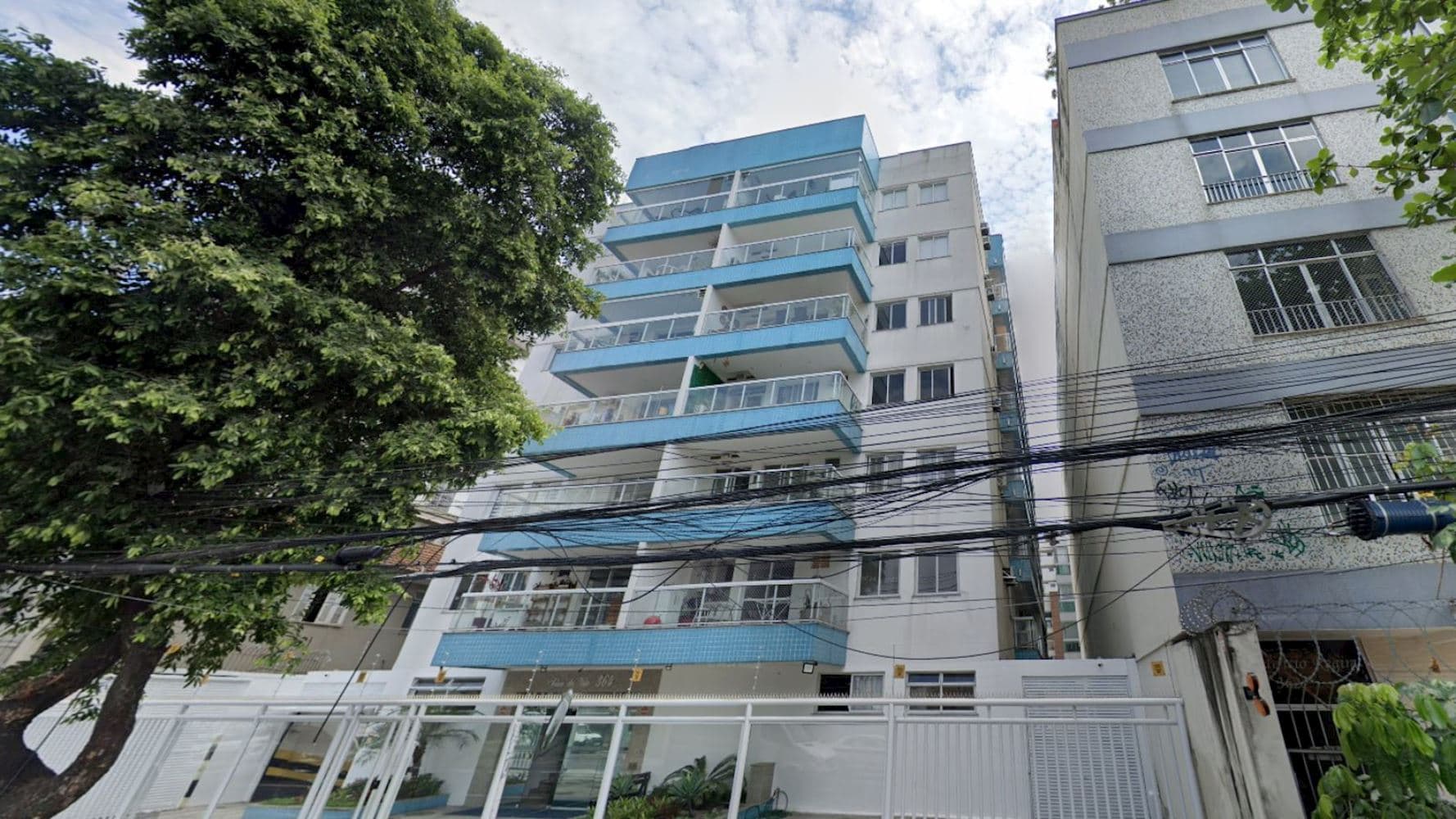 Foto 1 de 5: Apartamento em leilão em Rio De Janeiro - RJ, bairro Vila Isabel — Apartamento no "Edifício Solar da Vila" - Vila Isabel - Rio de Janeiro/RJ