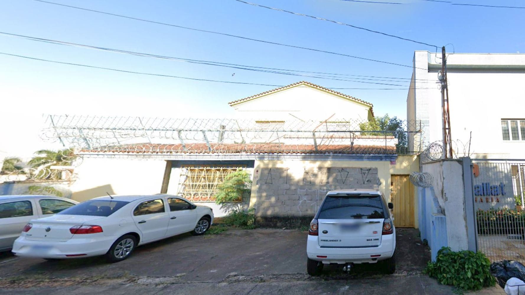 Foto 1 de 4: Casa em leilão em Ribeirão Preto - SP, bairro Jardim Sumaré — Casa no Jardim Sumaré em Ribeirão Preto/SP