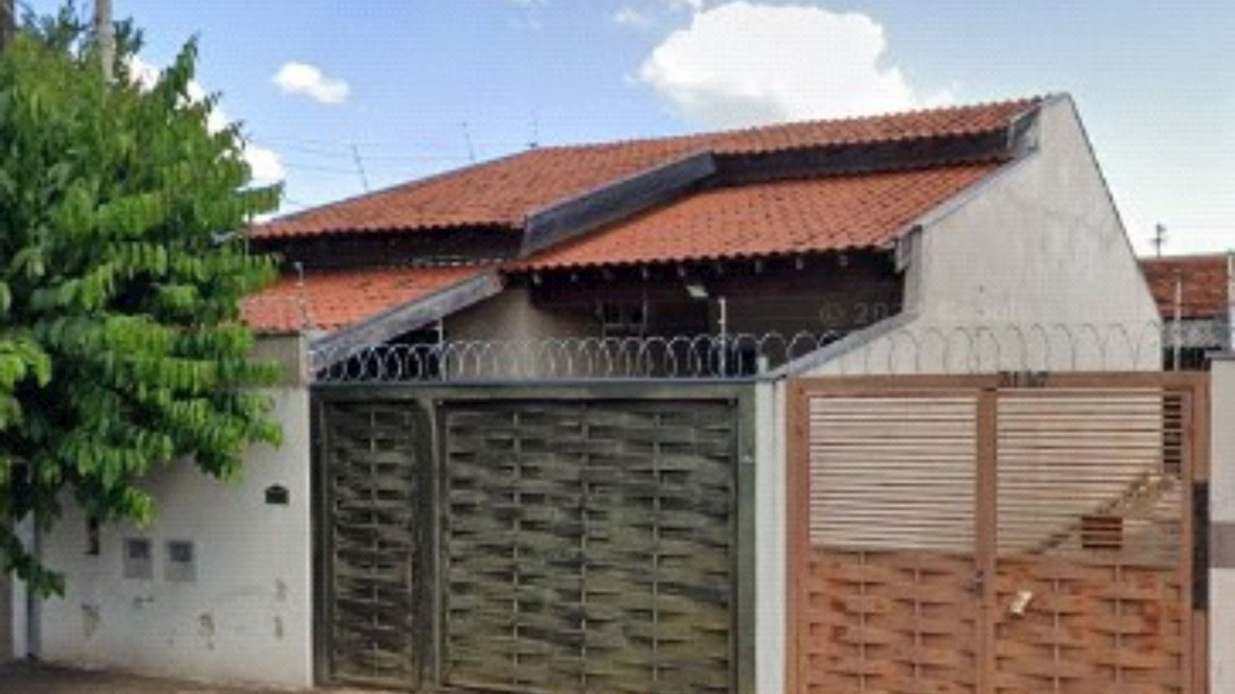 Foto 1 de 9: Casa em leilão em São José Do Rio Preto - SP, bairro Vila São Jorge — Casa na Vila São Jorge em São José do Rio Preto/SP