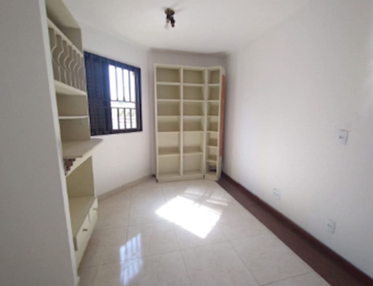 Foto 3 de 12: Apartamento em leilão em Campinas - SP, bairro Cambuí — Apartamento em Cambuí - Campinas/SP