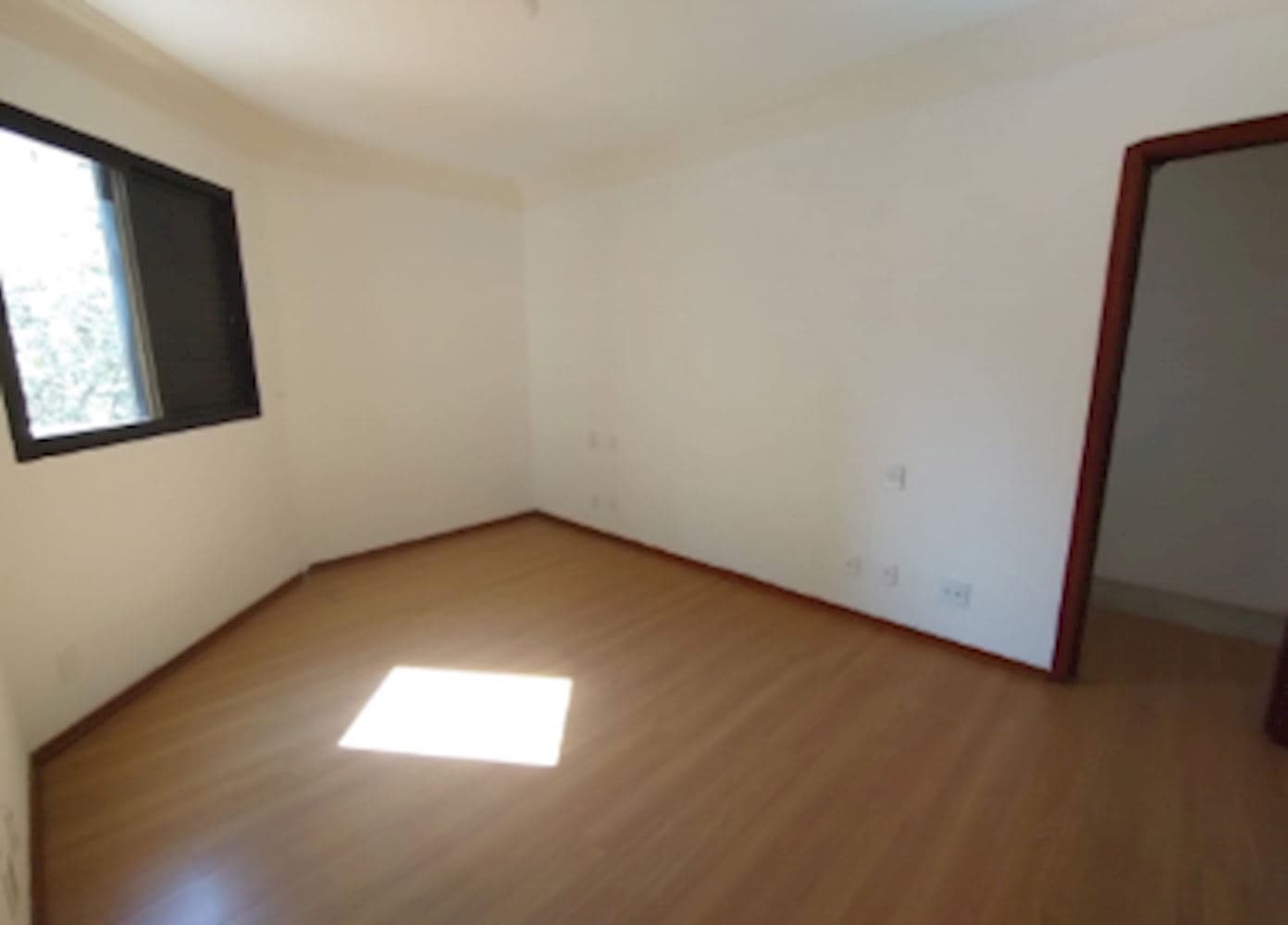 Foto 7 de 12: Apartamento em leilão em Campinas - SP, bairro Cambuí — Apartamento em Cambuí - Campinas/SP