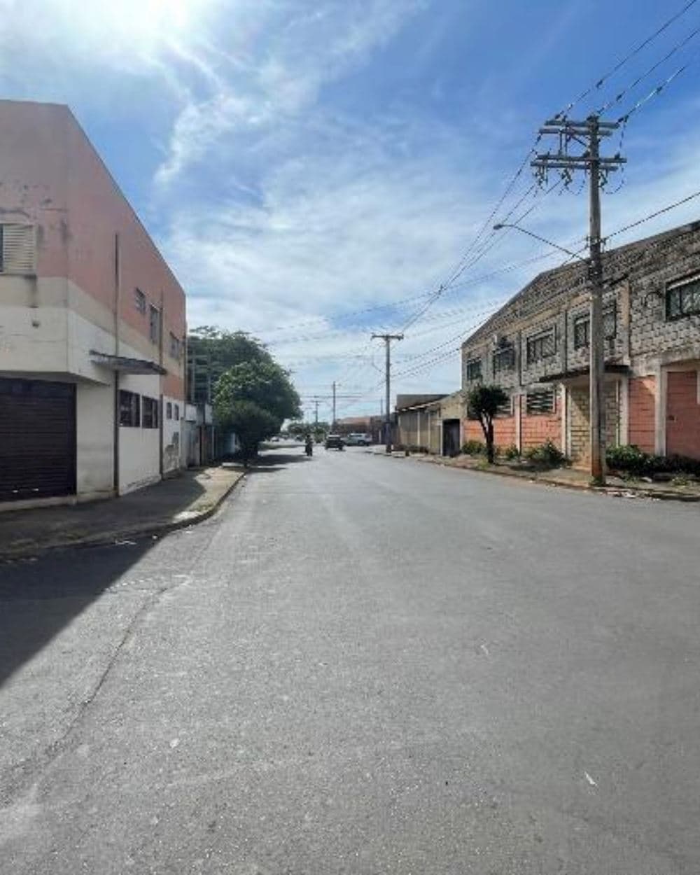 Foto 2 de 5: Comercial em leilão em Ribeirão Preto - SP, bairro Vila Brasil — Loja na Vila Brasil em Ribeirão Preto/SP