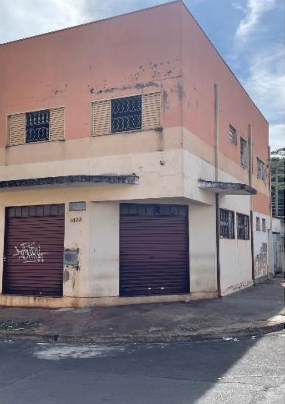 Foto 4 de 5: Comercial em leilão em Ribeirão Preto - SP, bairro Vila Brasil — Loja na Vila Brasil em Ribeirão Preto/SP