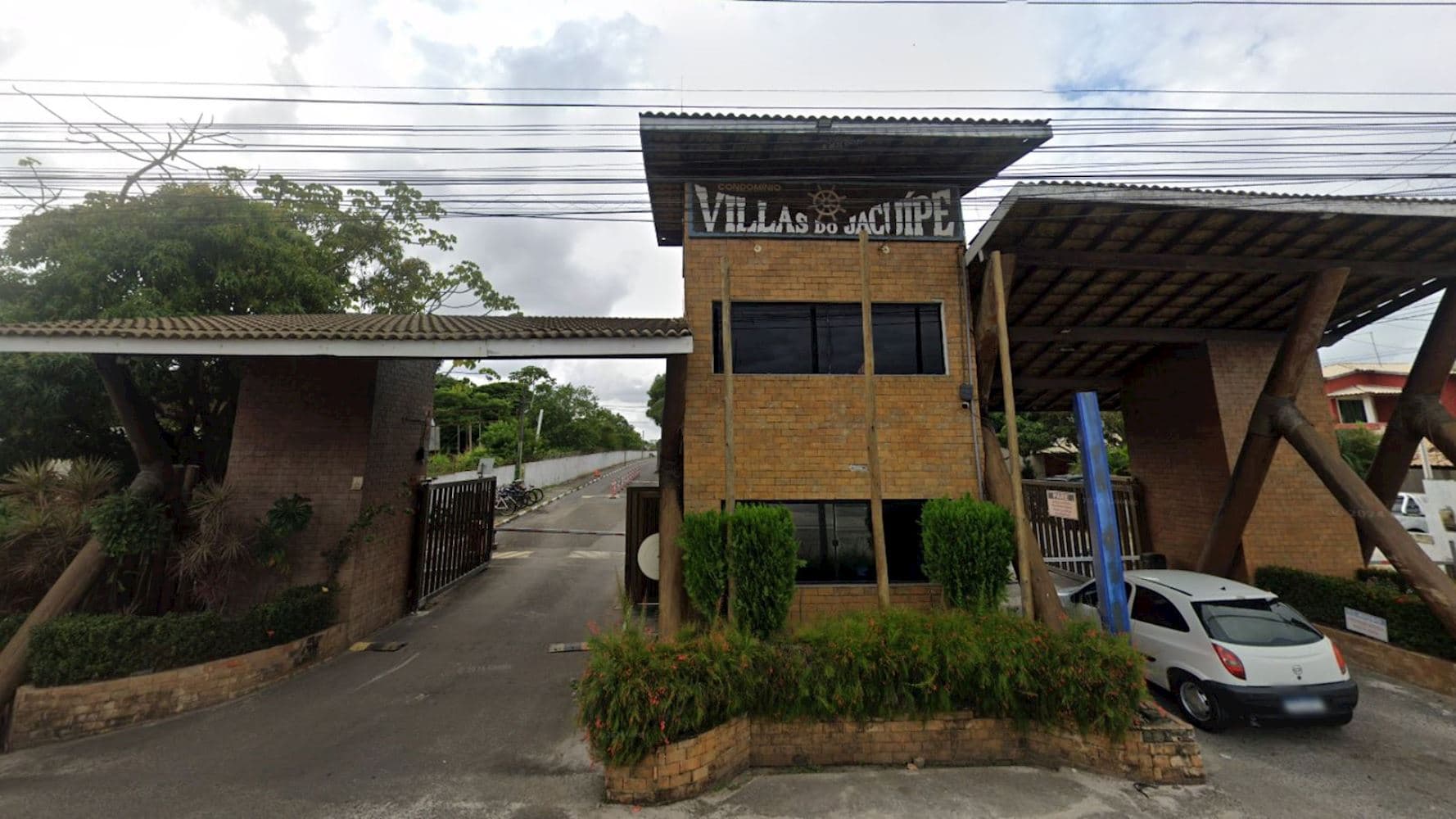 Foto 1 de 4: Casa em leilão em Camaçari - BA, bairro Abrantes — Casa no "Condomínio Villas do Jacuípe" -  Abrantes - Camaçari/BA