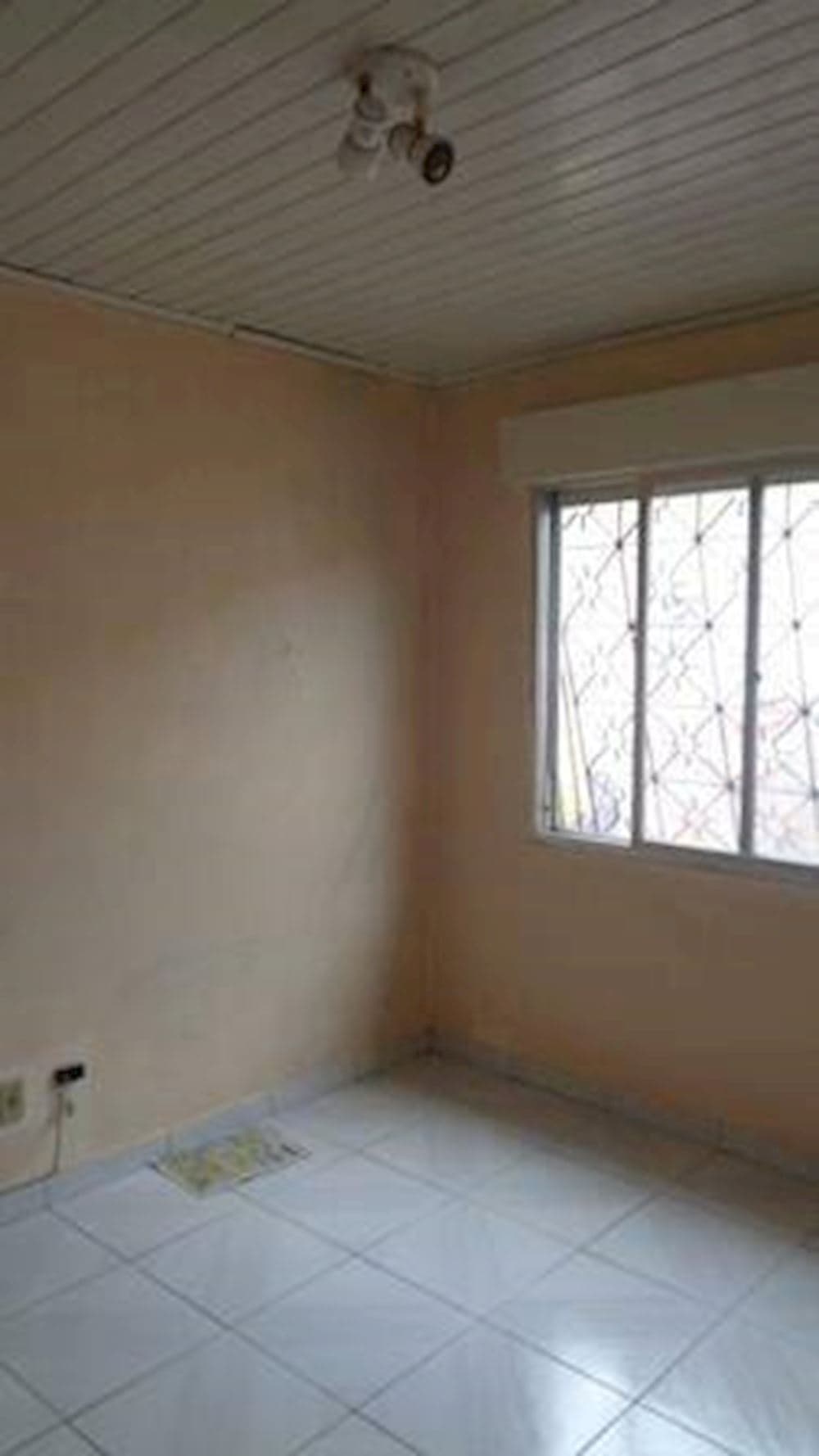 Foto 7 de 9: Casa em leilão em Canoas - RS, bairro Rio Branco — Casa em Rio Branco - Canoas/RS