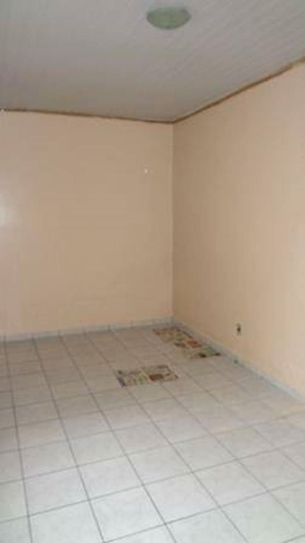 Foto 8 de 9: Casa em leilão em Canoas - RS, bairro Rio Branco — Casa em Rio Branco - Canoas/RS