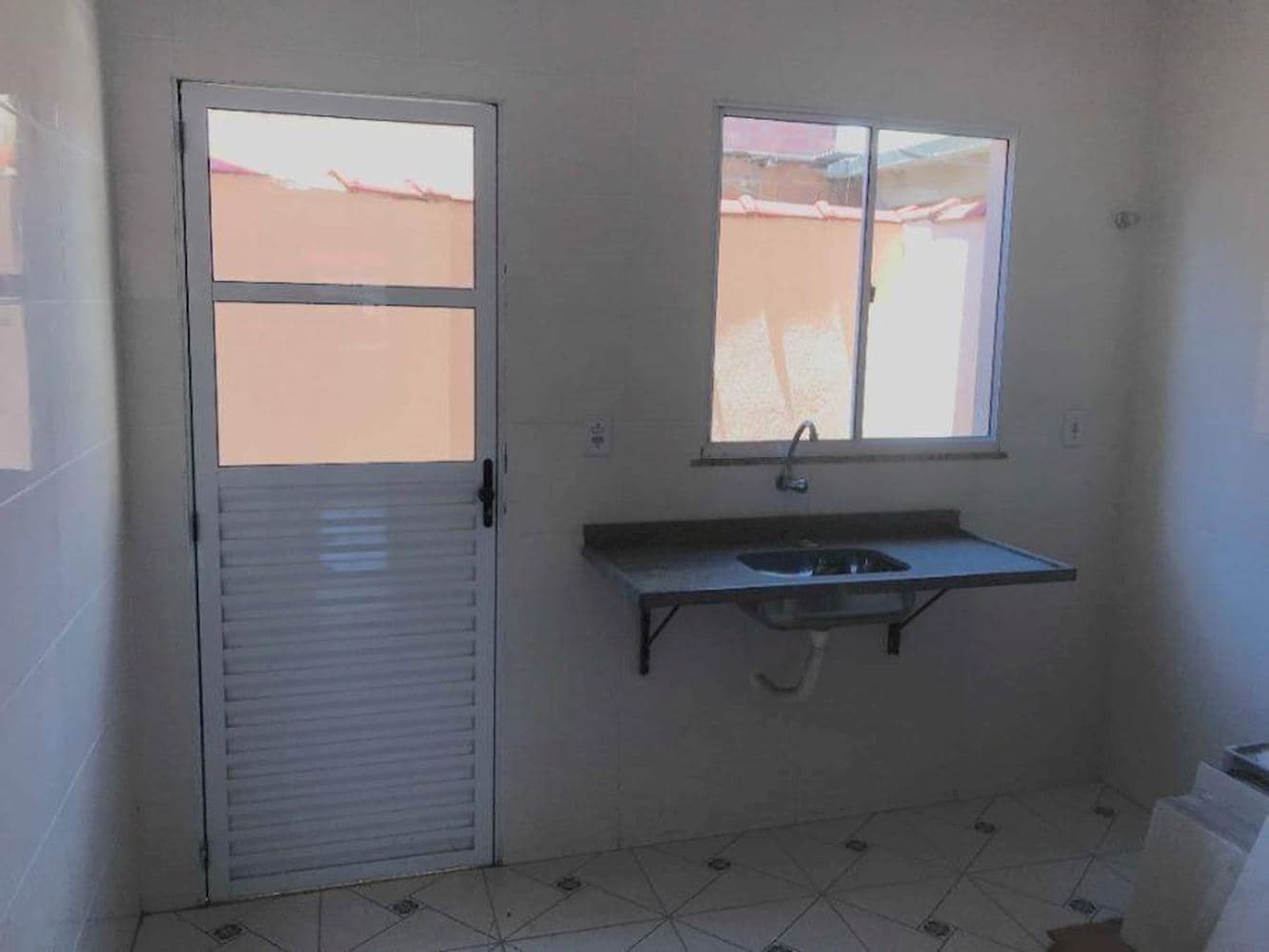 Foto 7 de 15: Casa em leilão em Nova Iguaçu - RJ, bairro Jardim da Viga — Casa no Jardim Da Viga em Nova Iguaçu/RJ