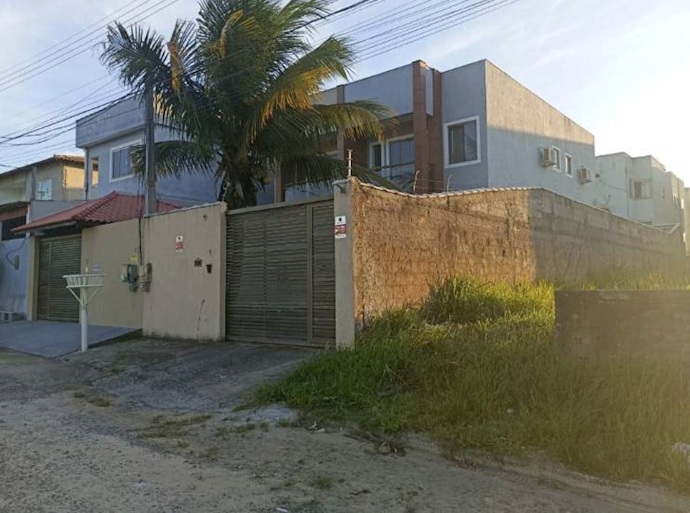 Foto 2 de 16: Casa em leilão em Rio Das Ostras - RJ, bairro Maria Turri — Casa em Maria Turri - Rio Das Ostras/RJ