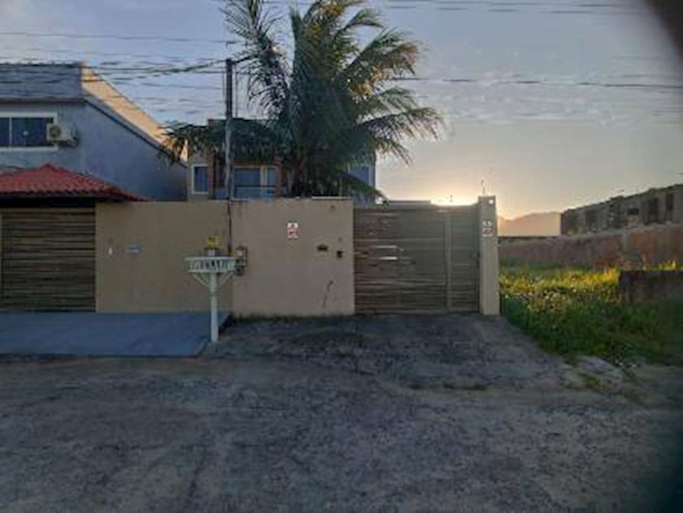 Foto 3 de 16: Casa em leilão em Rio Das Ostras - RJ, bairro Maria Turri — Casa em Maria Turri - Rio Das Ostras/RJ