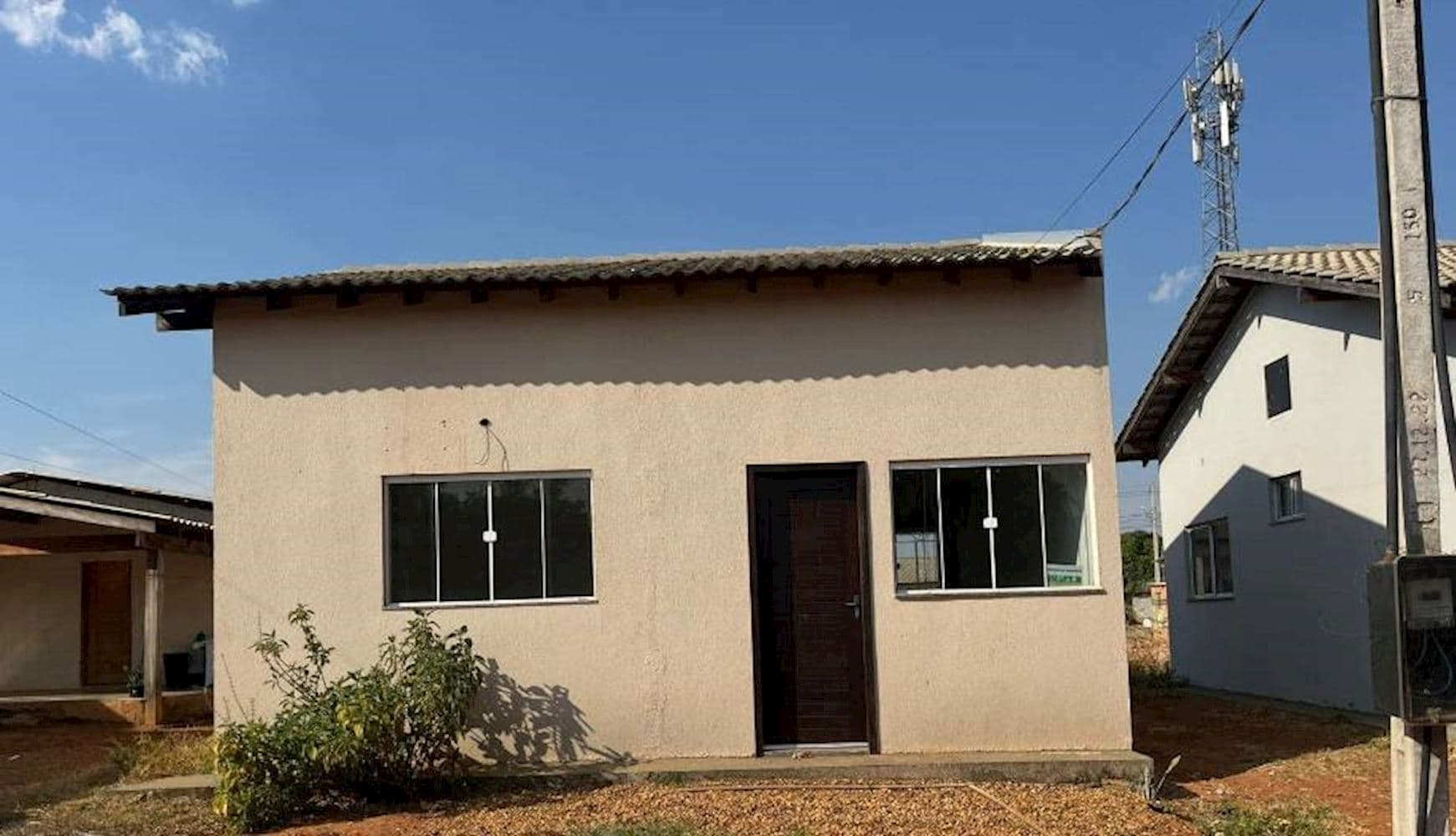Foto 1 de 7: Casa em leilão em Sinop - MT, bairro Vila Mariana — Casa em Vila Mariana - Sinop/MT
