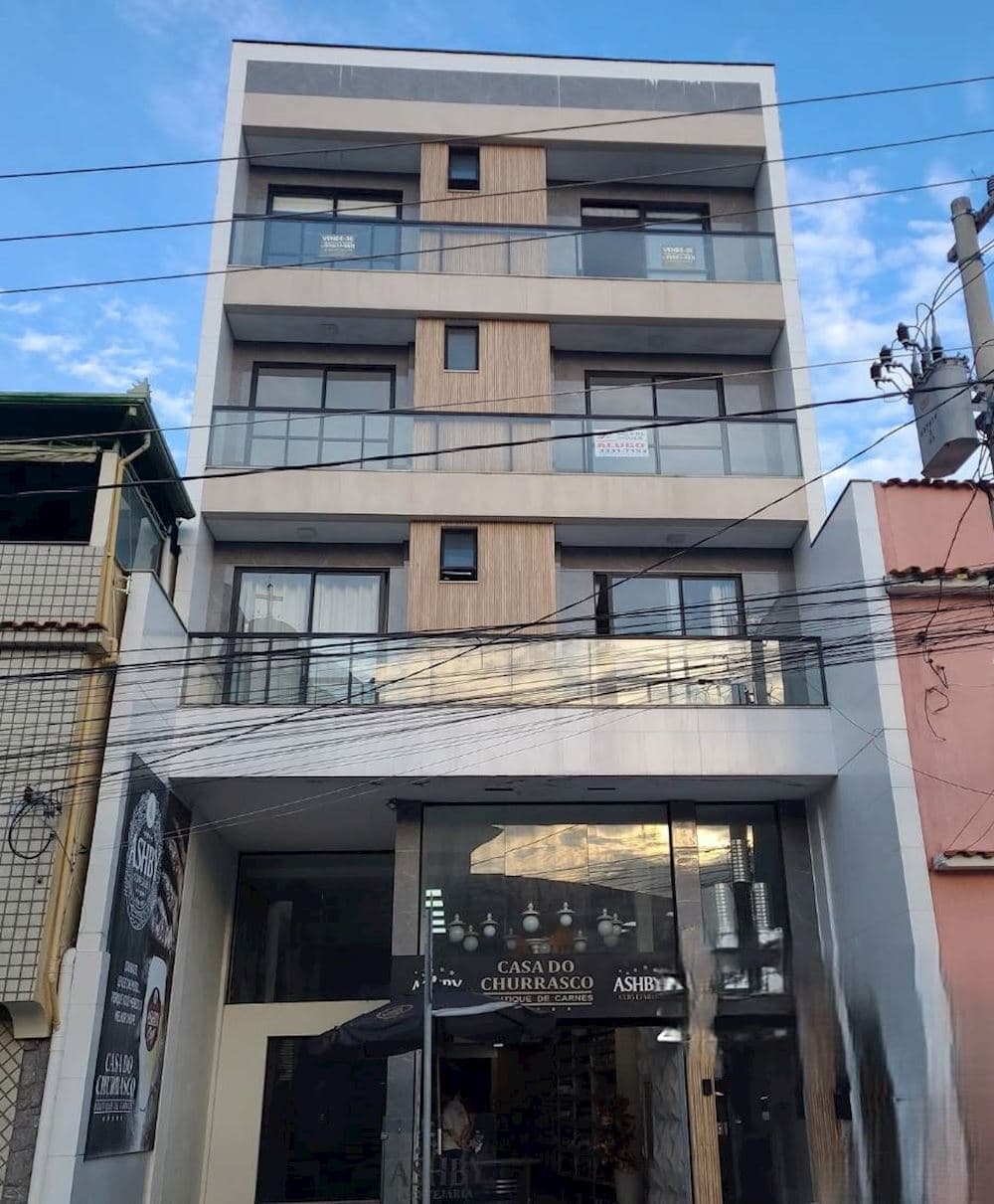 Foto 1 de 13: Apartamento em leilão em Barbacena - MG, bairro São José — Apartamento em São José - Barbacena/MG