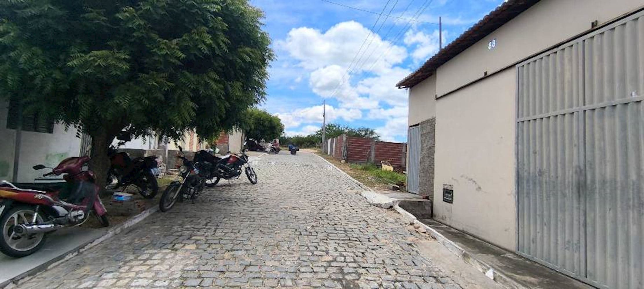 Foto 2 de 6: Casa em leilão em Acari - RN, bairro Dinarte Mariz — Casa em Dinarte Mariz - Acari/RN