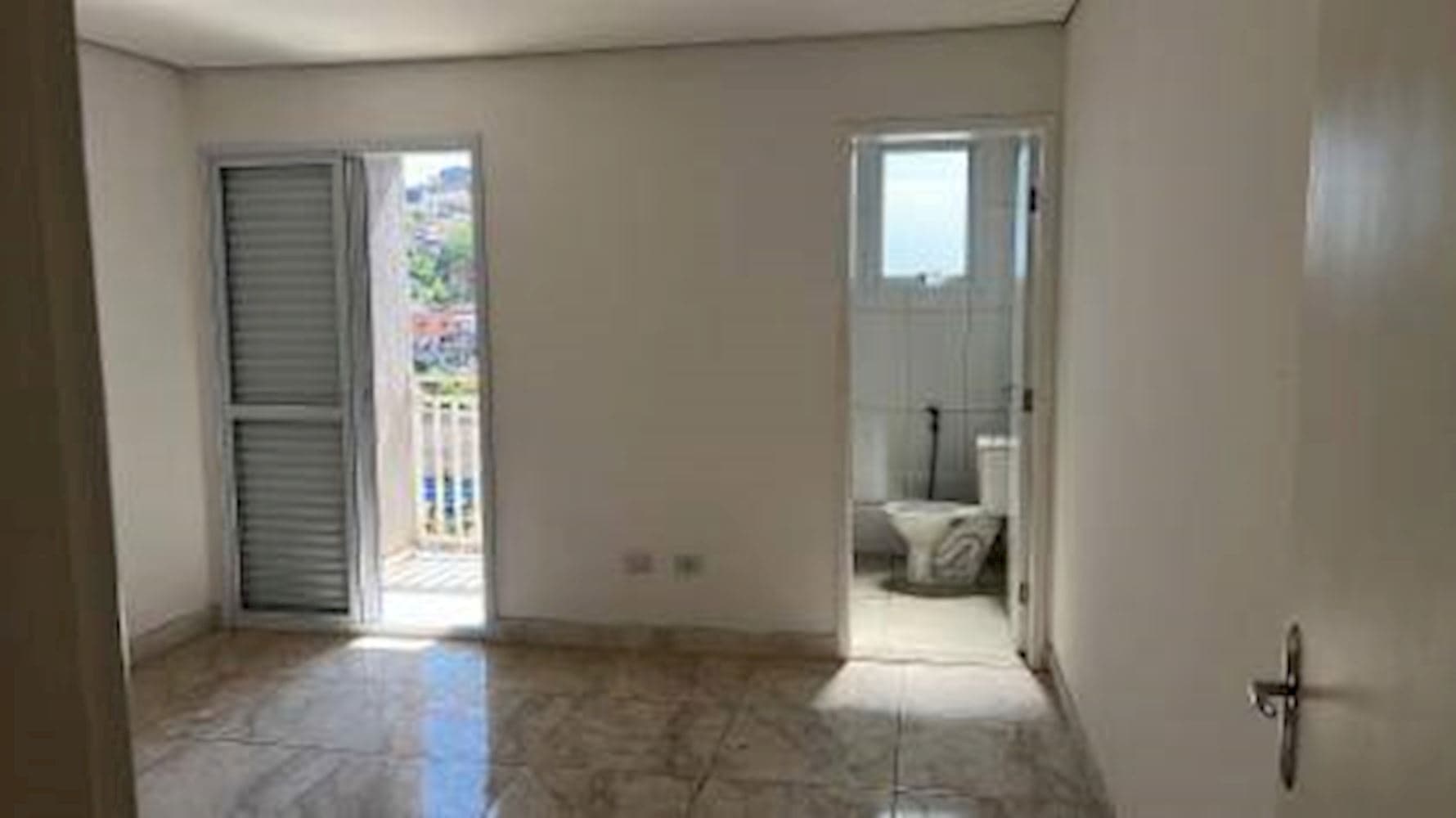 Foto 6 de 14: Casa em leilão em São Paulo - SP, bairro Vila Perus — Casa na Vila Perus - São Paulo/SP