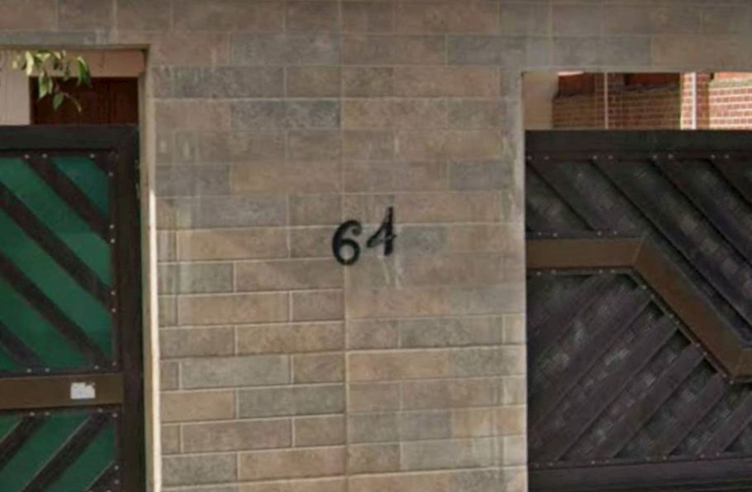 Foto 2 de 3: Casa em leilão em São Vicente - SP, bairro Vila Iolanda — Casa na Vila Iolanda em São Vicente/SP