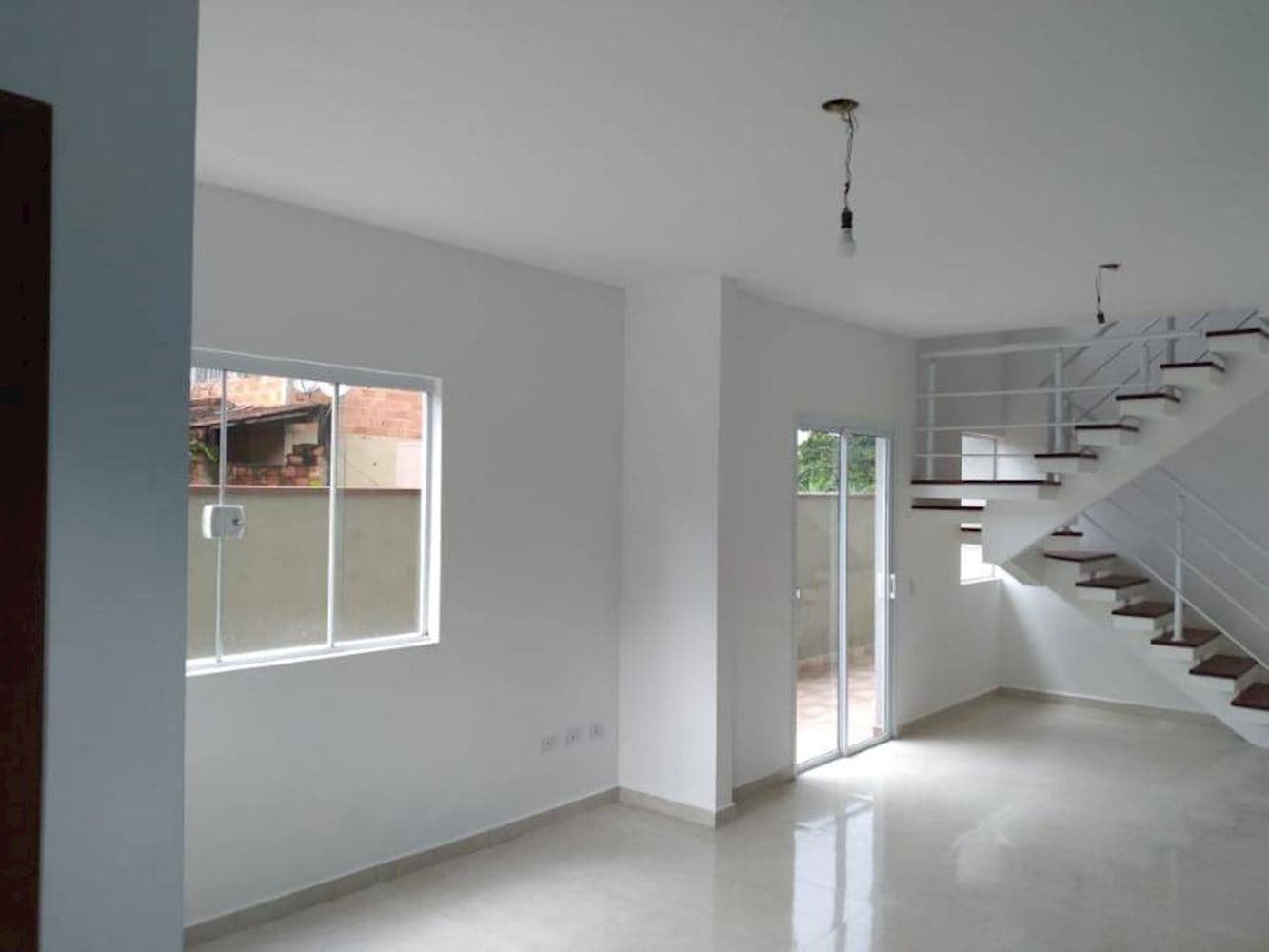 Foto 4 de 15: Casa em leilão em Bertioga - SP, bairro Morada da Praia — Casa em Morada Da Praia - Bertioga/SP