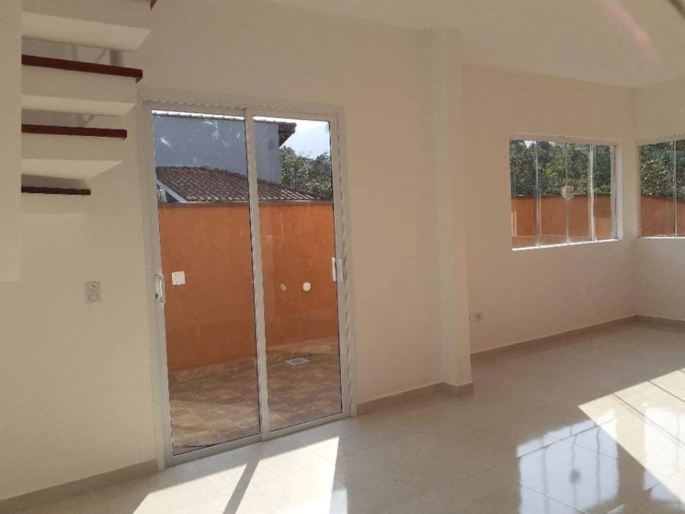 Foto 12 de 15: Casa em leilão em Bertioga - SP, bairro Morada da Praia — Casa em Morada Da Praia - Bertioga/SP