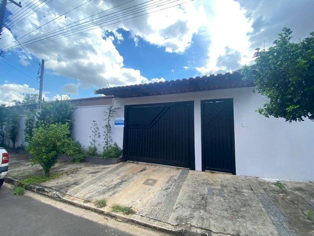 Foto 1 de 18: Casa em leilão em Rio Claro - SP, bairro Vila Bela Vista — Casa na Vila Bela Vista em Rio Claro/SP