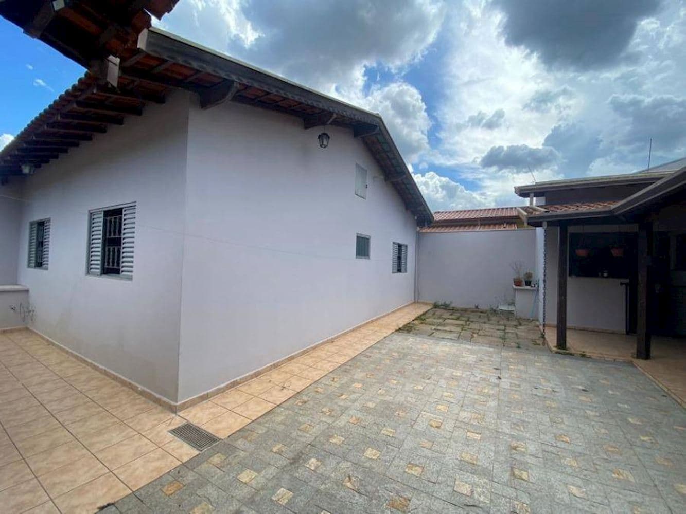 Foto 16 de 18: Casa em leilão em Rio Claro - SP, bairro Vila Bela Vista — Casa na Vila Bela Vista em Rio Claro/SP
