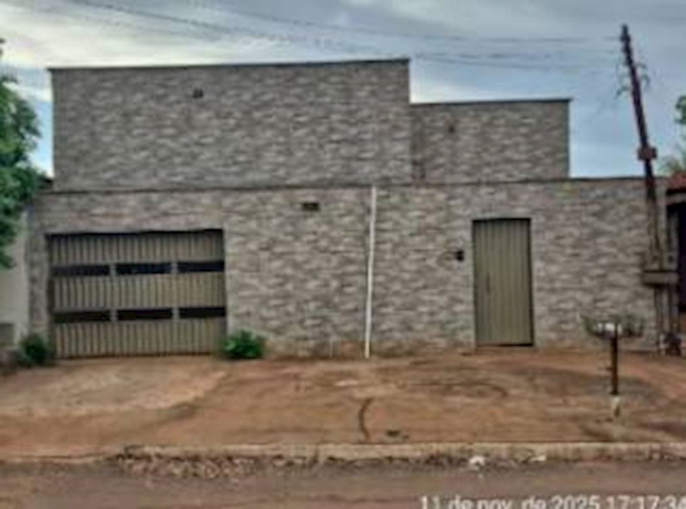 Foto 1 de 3: Casa em leilão em Iporá - GO, bairro Vila Brasilia — Casa na Vila Brasilia em Iporá/GO