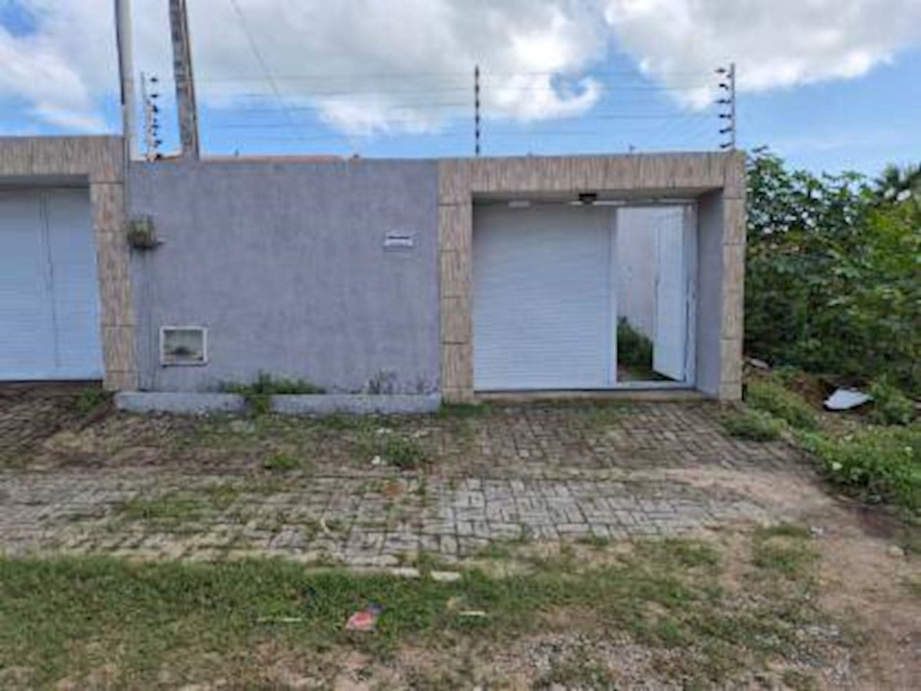 Foto 1 de 15: Casa em leilão em Caucaia - CE, bairro Guagirú — Casa em Guagirú - Caucaia/CE