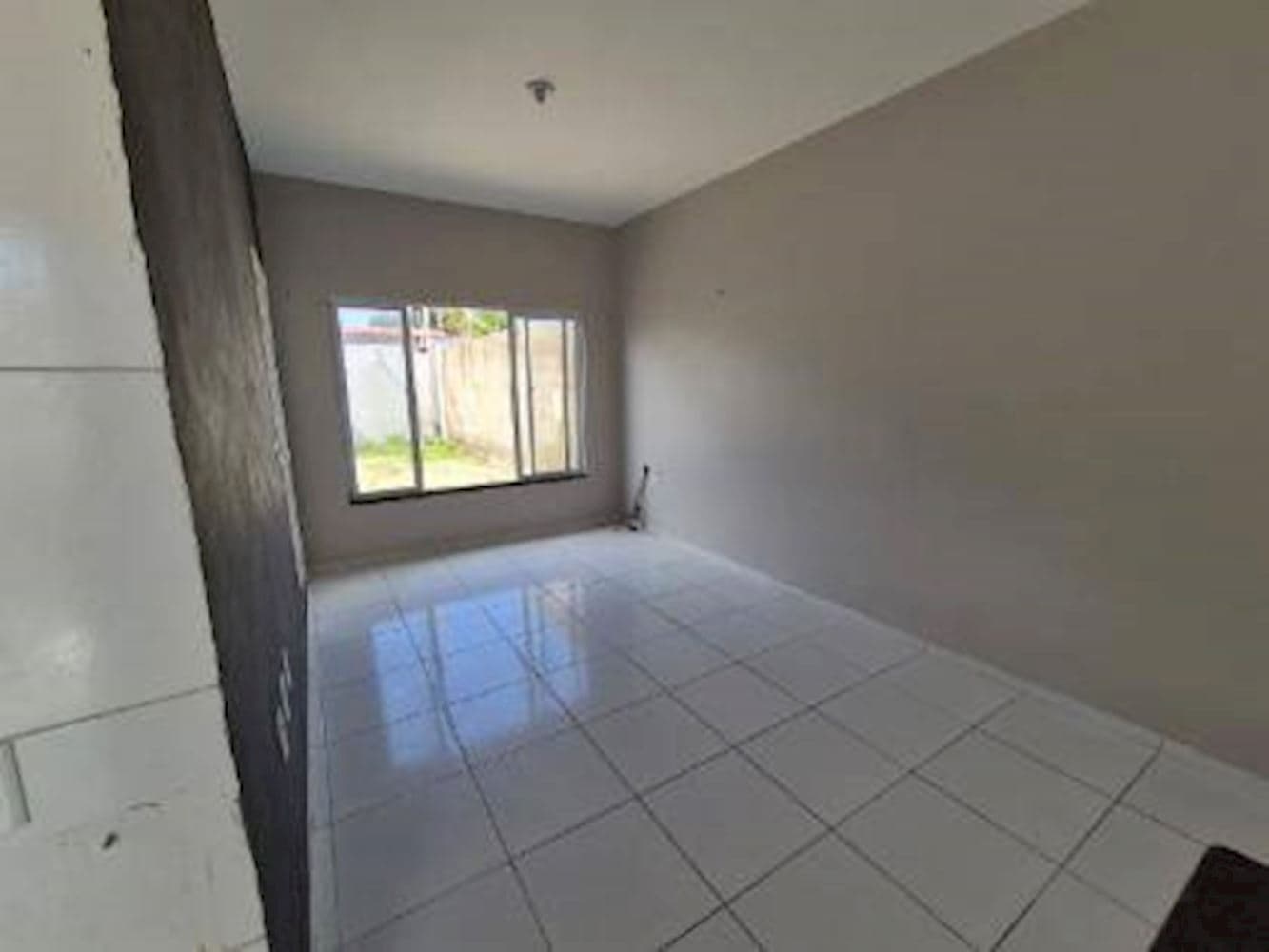 Foto 6 de 15: Casa em leilão em Caucaia - CE, bairro Guagirú — Casa em Guagirú - Caucaia/CE