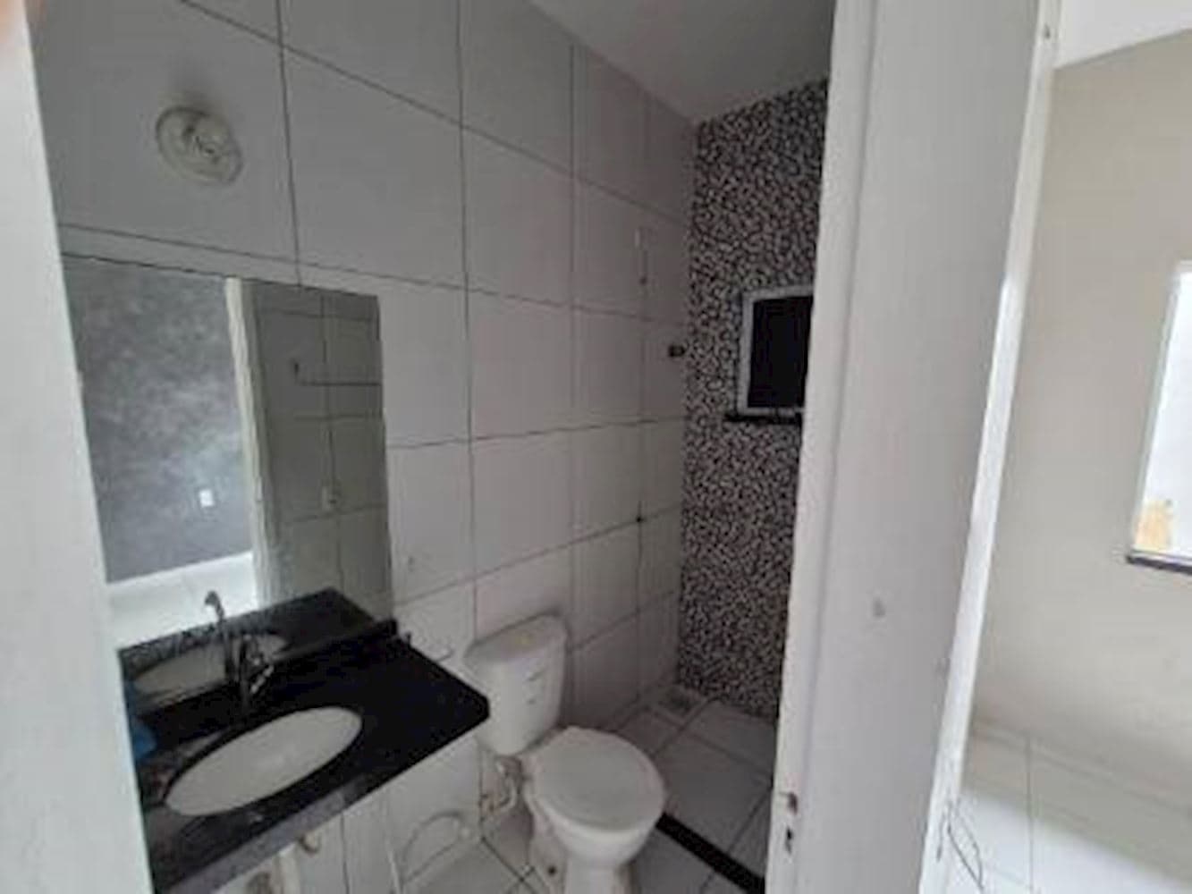 Foto 9 de 15: Casa em leilão em Caucaia - CE, bairro Guagirú — Casa em Guagirú - Caucaia/CE