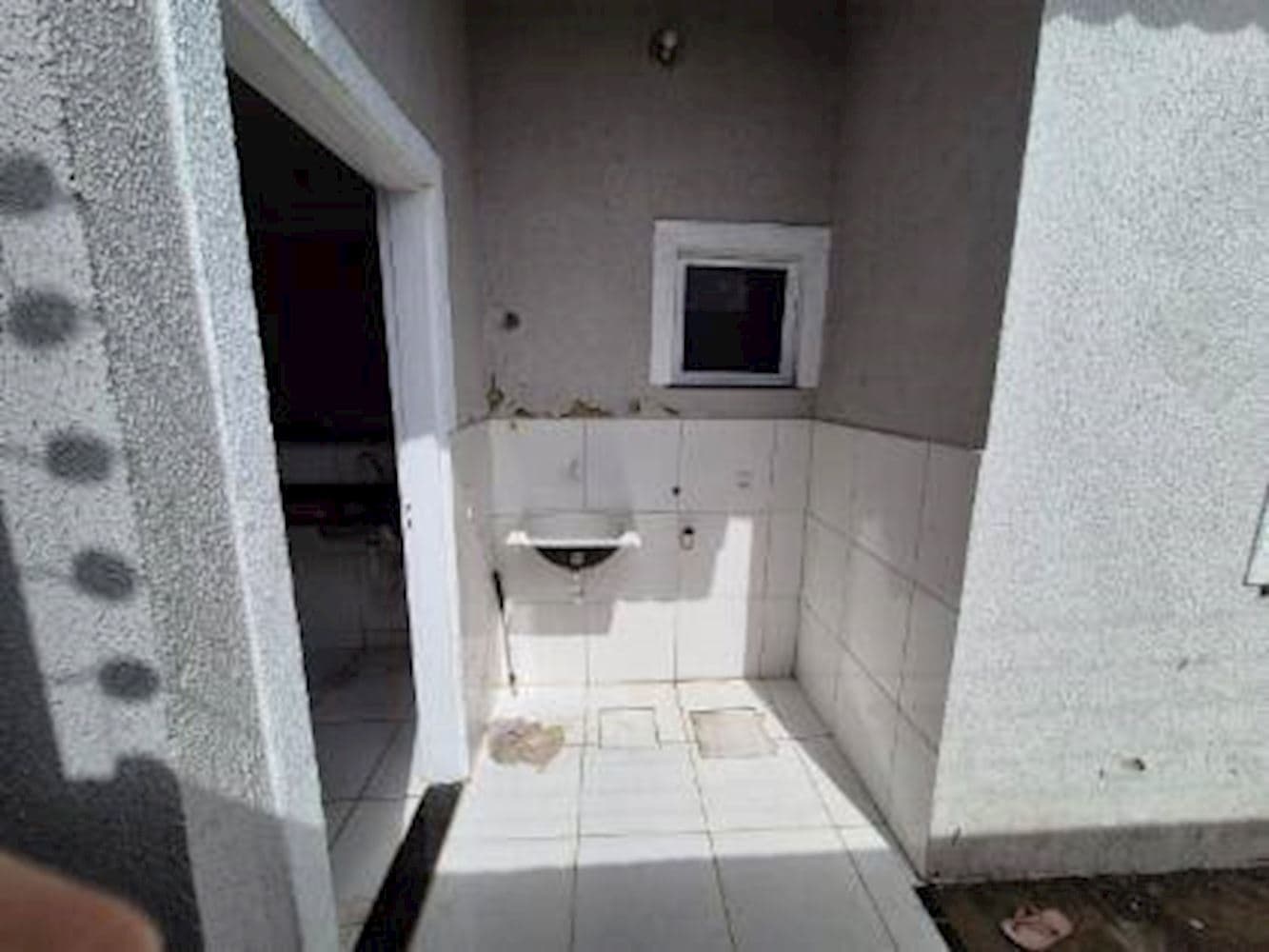 Foto 14 de 15: Casa em leilão em Caucaia - CE, bairro Guagirú — Casa em Guagirú - Caucaia/CE